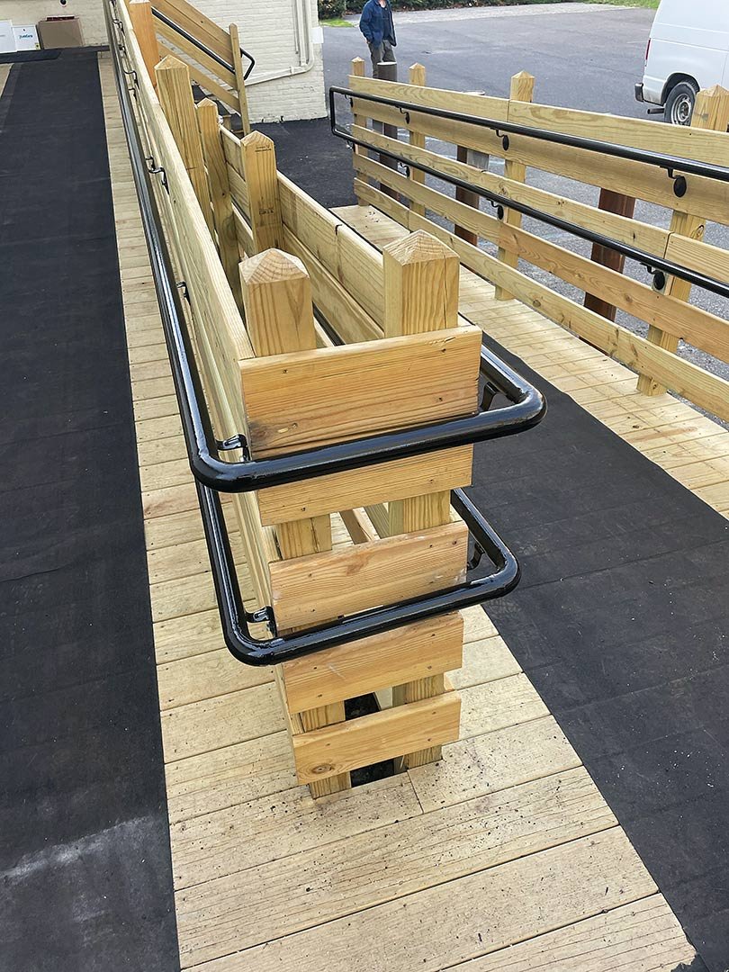 Accessibility railing - Image 1