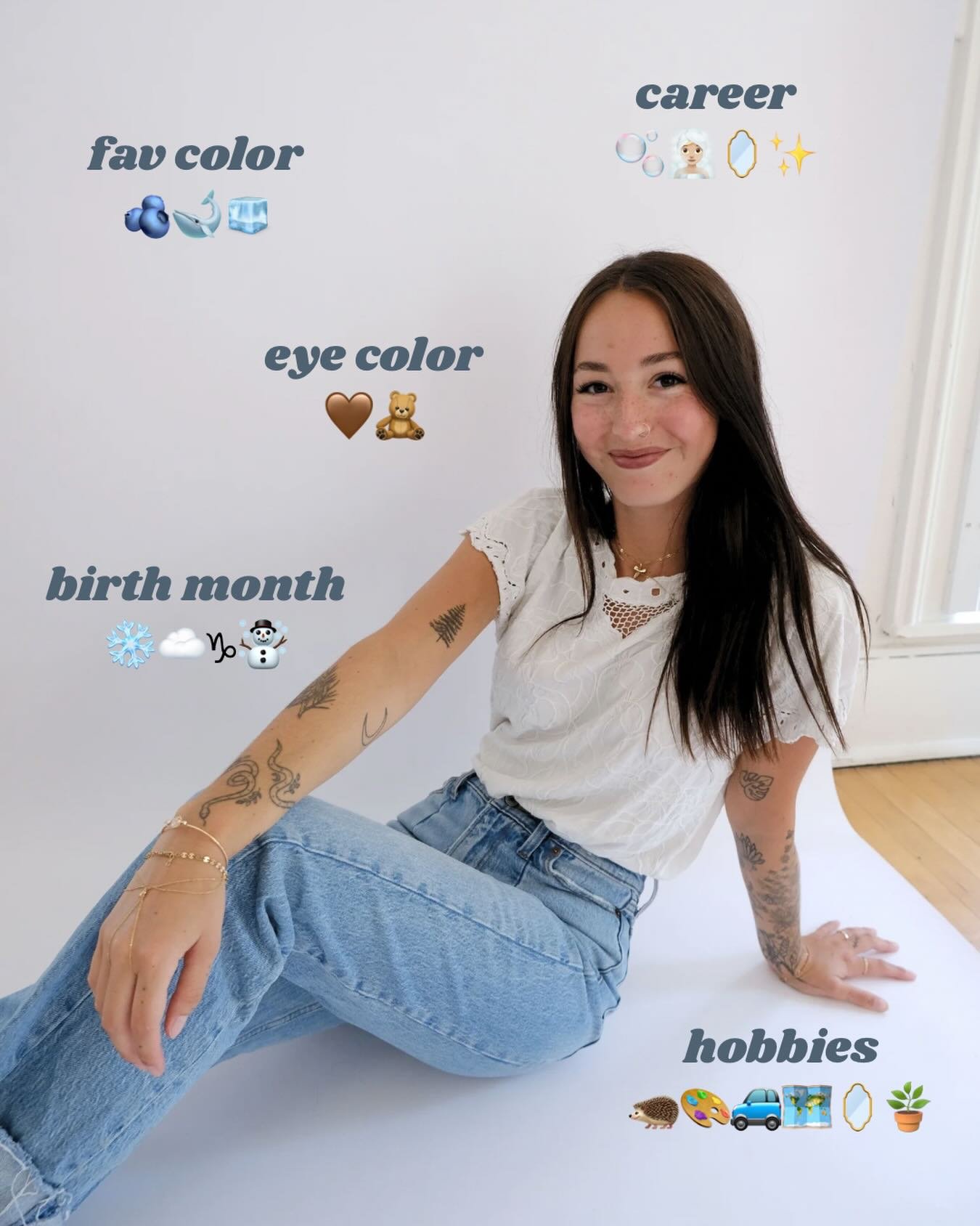 Your esthetician, but in emojis 🤍 

Stay posted for New Year specials at Skn by Syd🫧