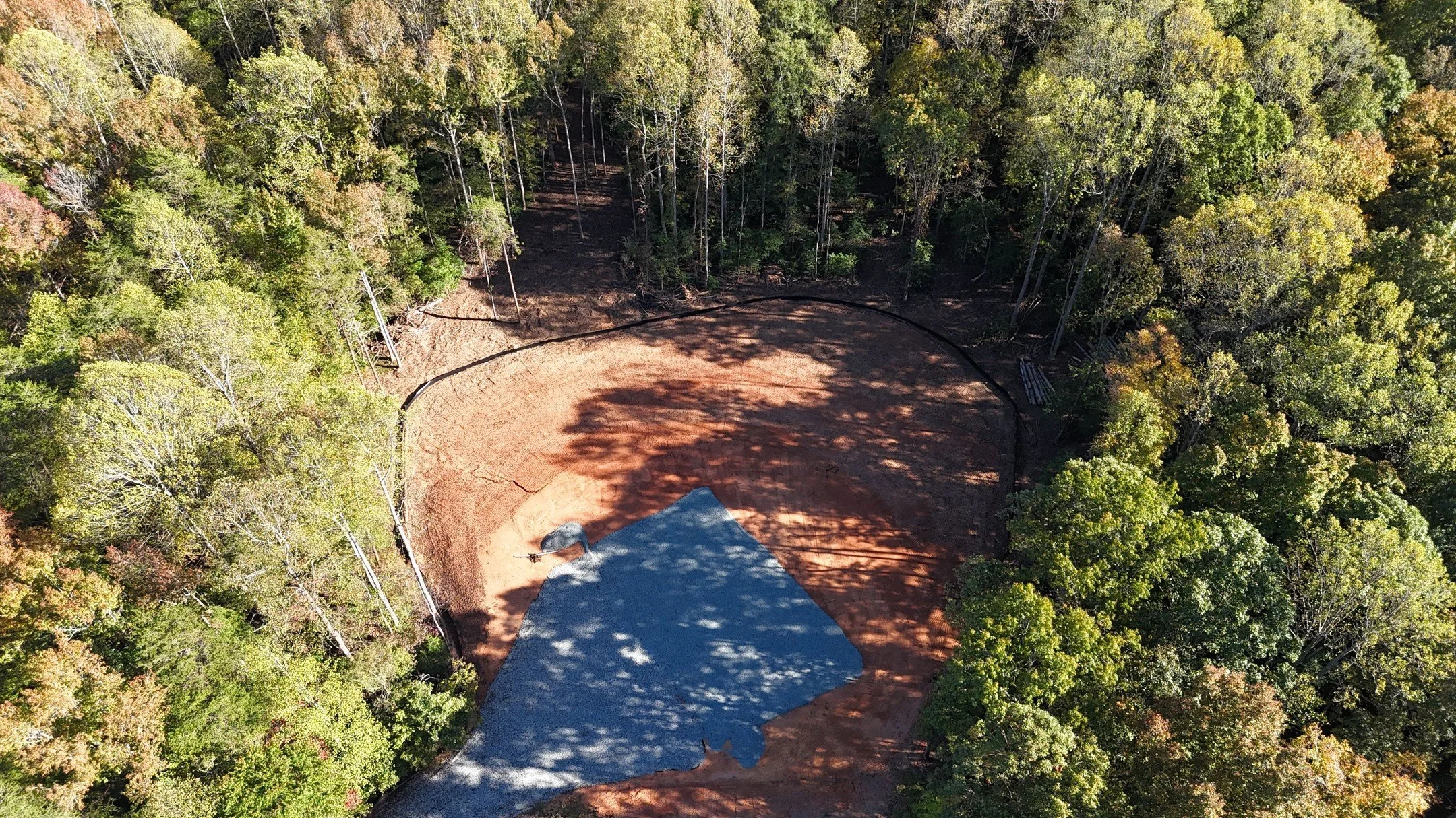 Land = Cleared
Site = Build Ready
Oakstone = SO EXCITED!🤩
#ResidentialBuild #RVA #PowhatanVA #NewBuild #GarageComingSoon