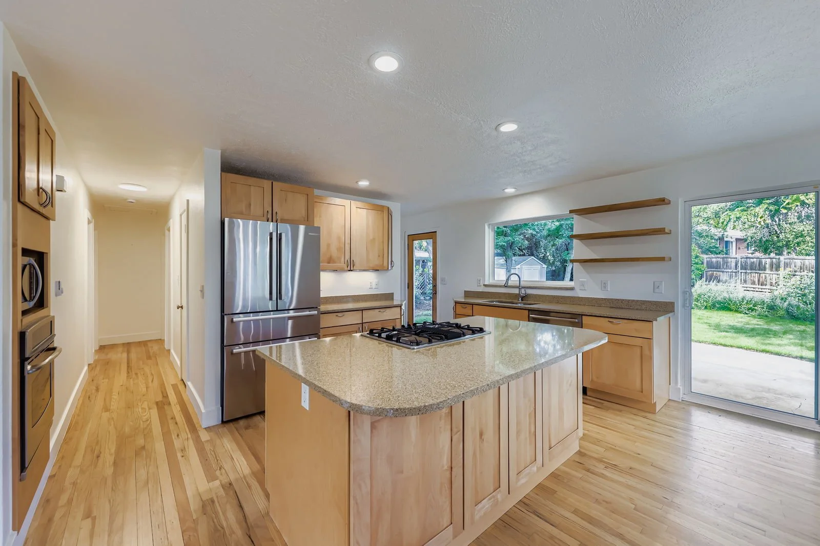 345 Colgate Ave - Web Quality - 012 - 11 Kitchen.jpg