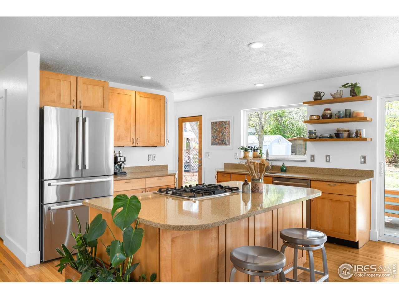 345colgatekitchenisland2.jpg
