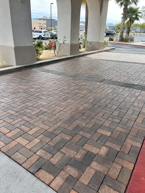 Sidewalk and walkway cleaning in Las Cruces NM