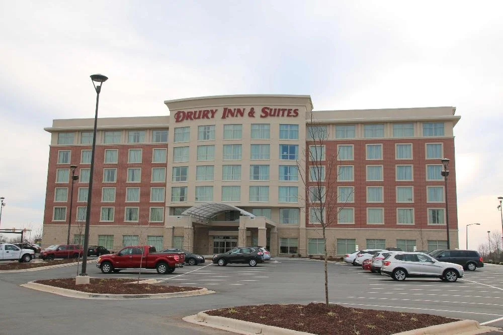 Drury Inn - 002.jpg