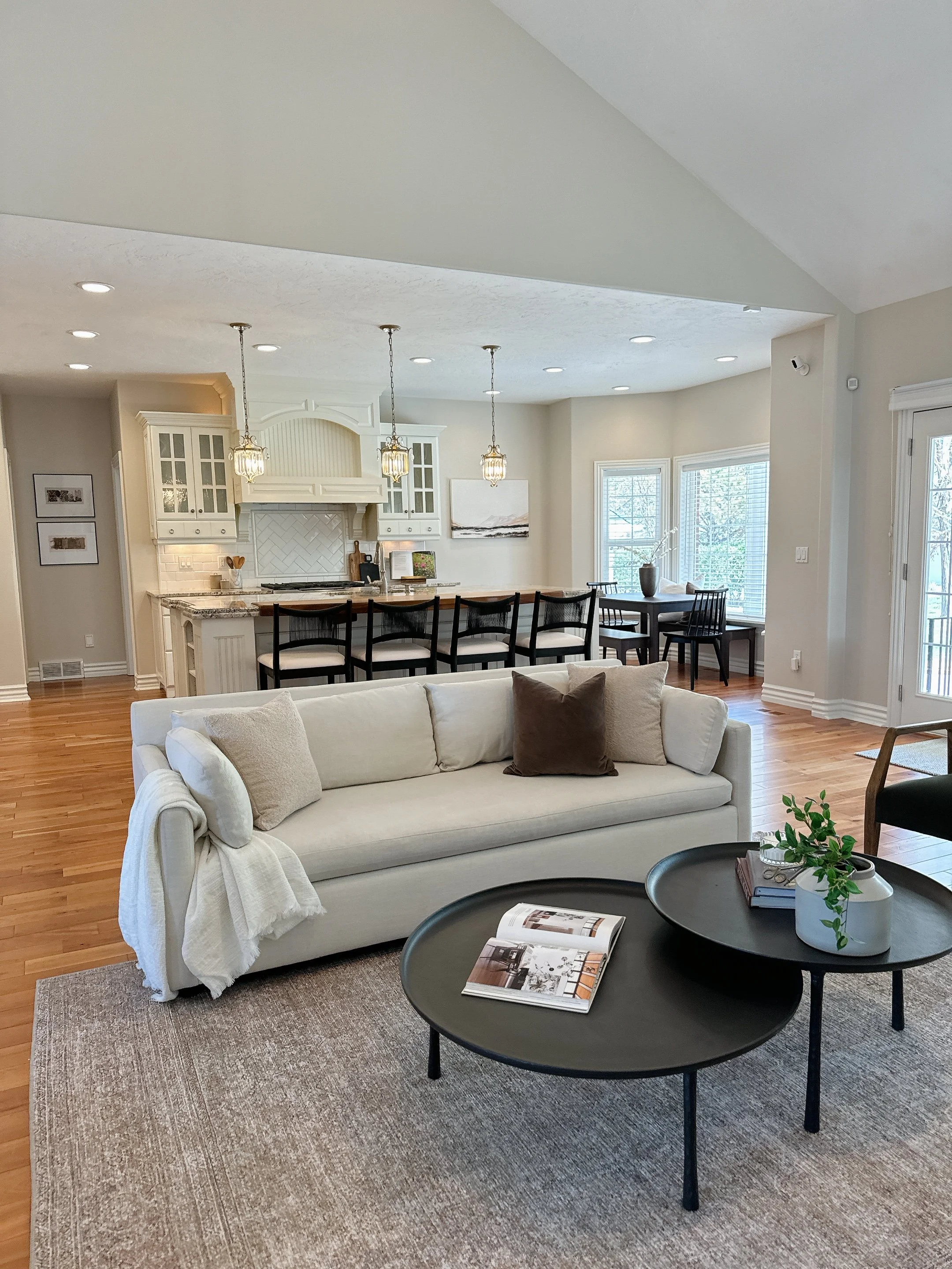 Home Staging Before and After: How a Vacant Home Transforms Buyer Perception
