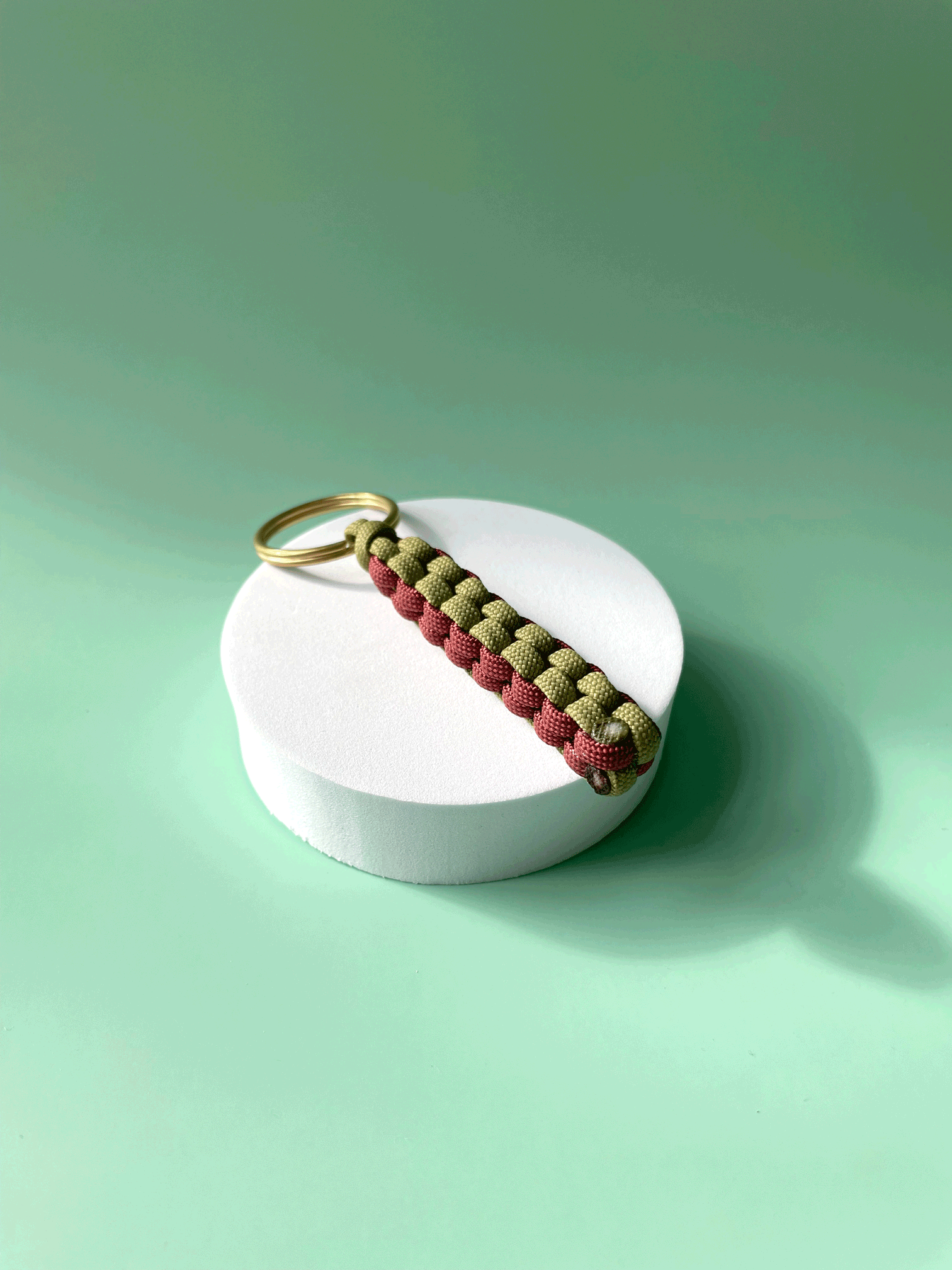 box_keyring_green_burgundy.png