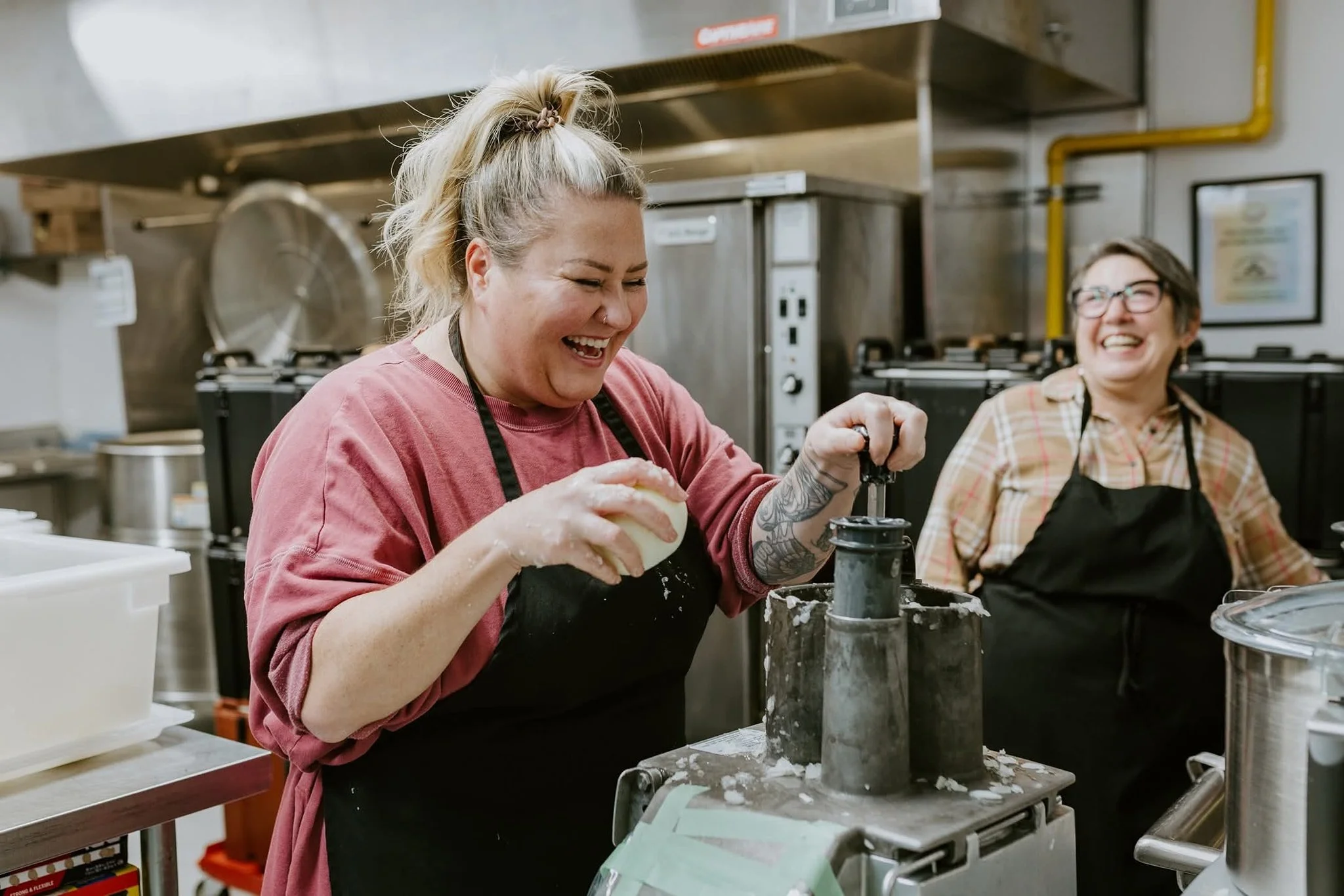 Did you know that Chilliwack Bowls Of Hope Society is one of the strongest community partners that we have here in #SD33?  They work together within a huge network of staff, volunteers, and whole lotta love to nourish our school community 🤗 - On ave