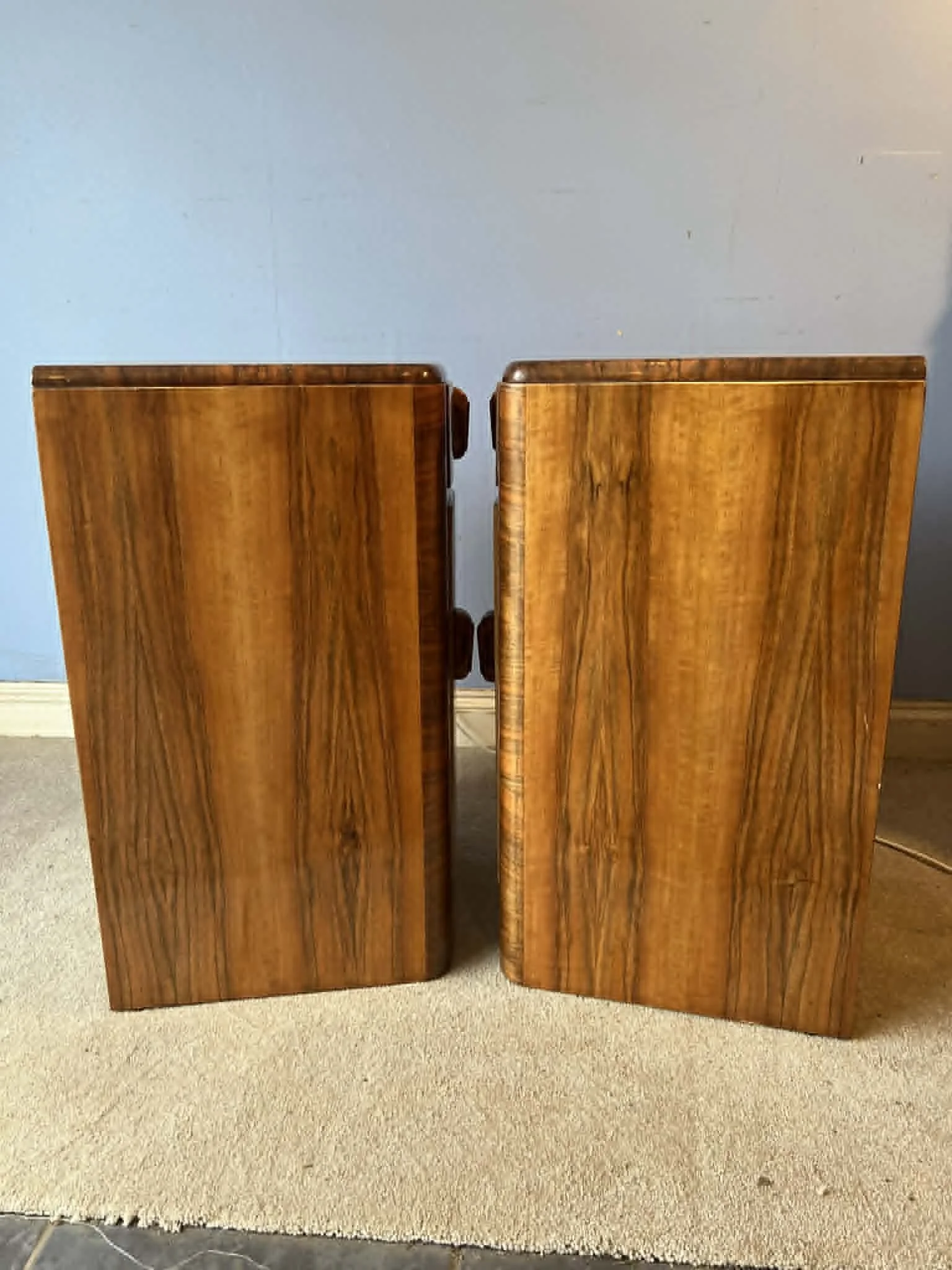 Side profile of fully restored 1920s-1930s bedside cabinets, showcasing the durable, mirror-like luster of traditional hand-applied French polishing.