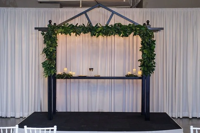 ✨Every detail tells a story. From the romantic ceremony setup to the reserved seating and thoughtful guest favors&mdash;this wedding was filled with meaningful touches and elegant design. Whether you&rsquo;re planning an intimate &ldquo;I do&rdquo; o