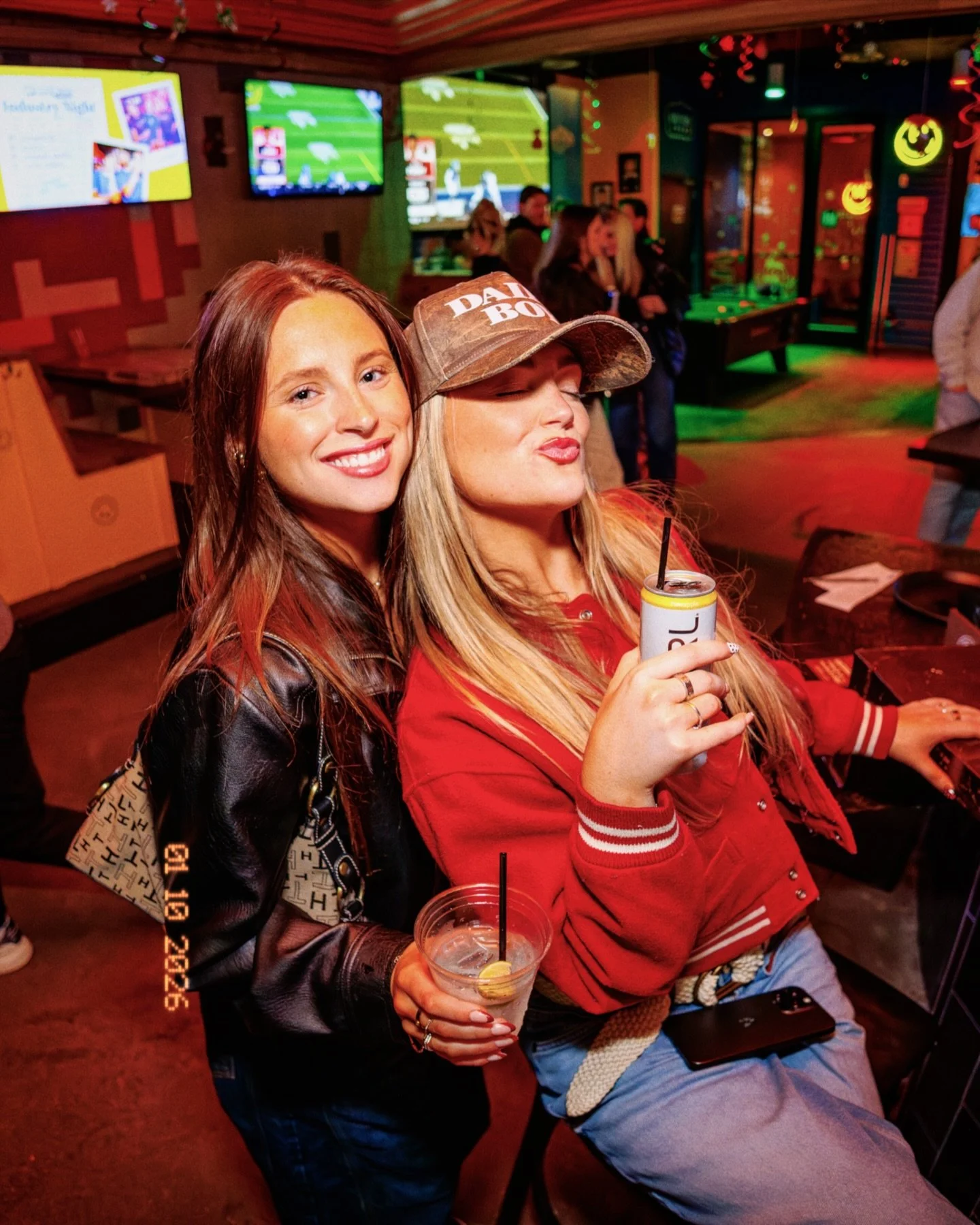 We&rsquo;re just getting started at Happy. Swing by the bar and have a drink or 3! 🍹