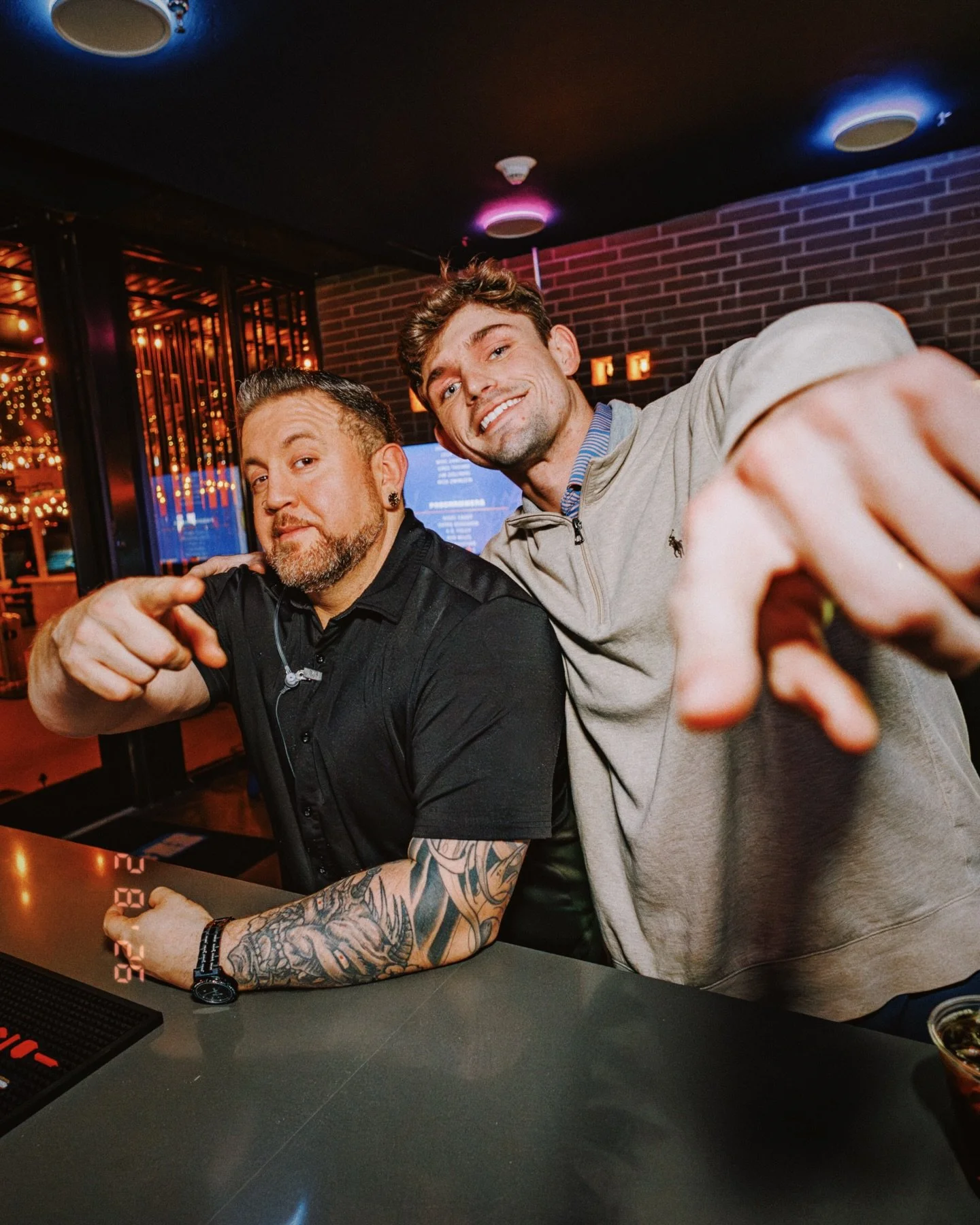 Will we see YOU 🫵🏻 watch the Super Bowl at Happy?! Catch all @seahawks vs. @patriots action with games, a $15 Pitcher special and the big game on sound. Come play! 🏈🏆