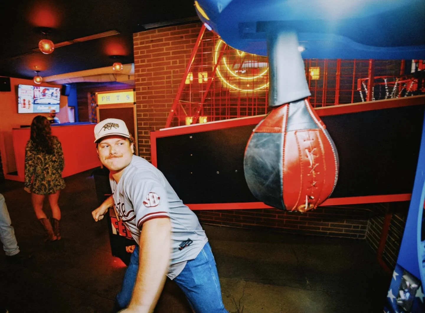 Rough week? Punch your way into the weekend with a beer and a shot! 🤜🏻💥