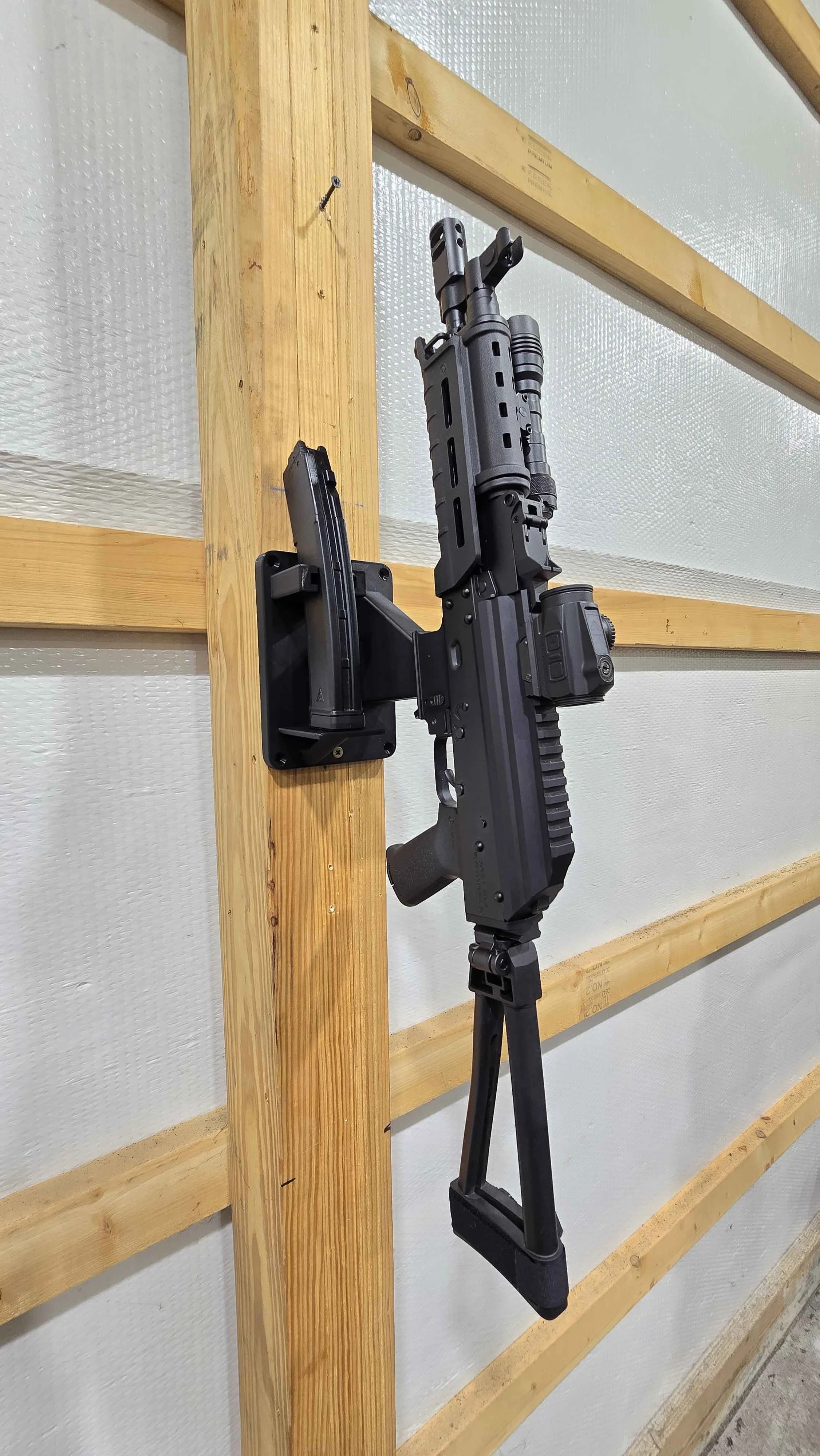 AKV Mount With 1 Mag Holder
