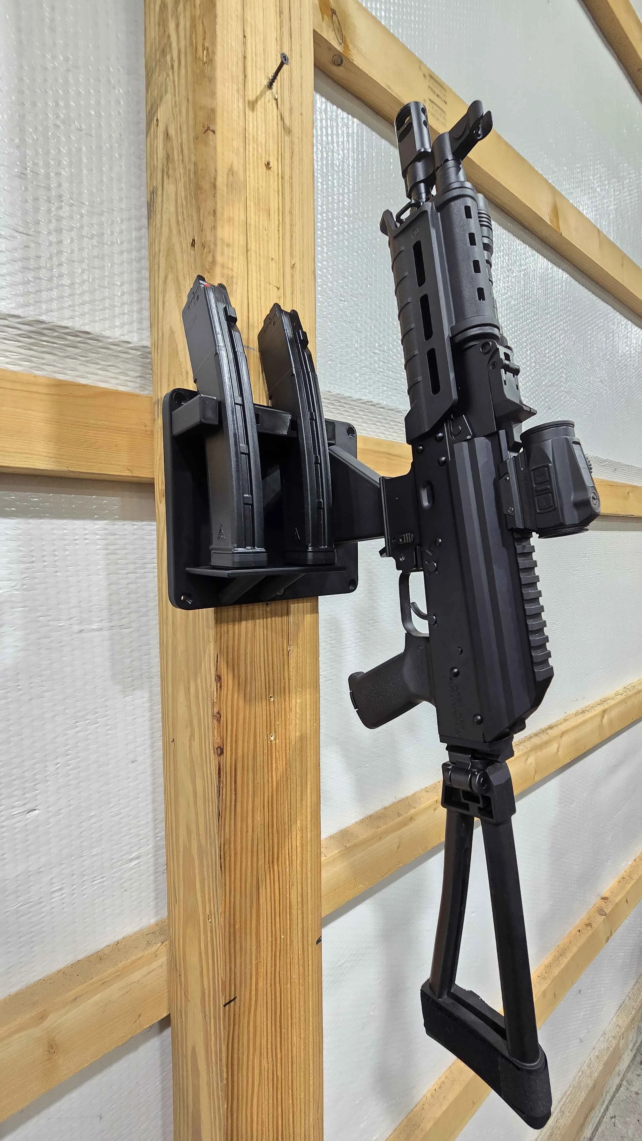AKV Mount With 2 Mag Holders