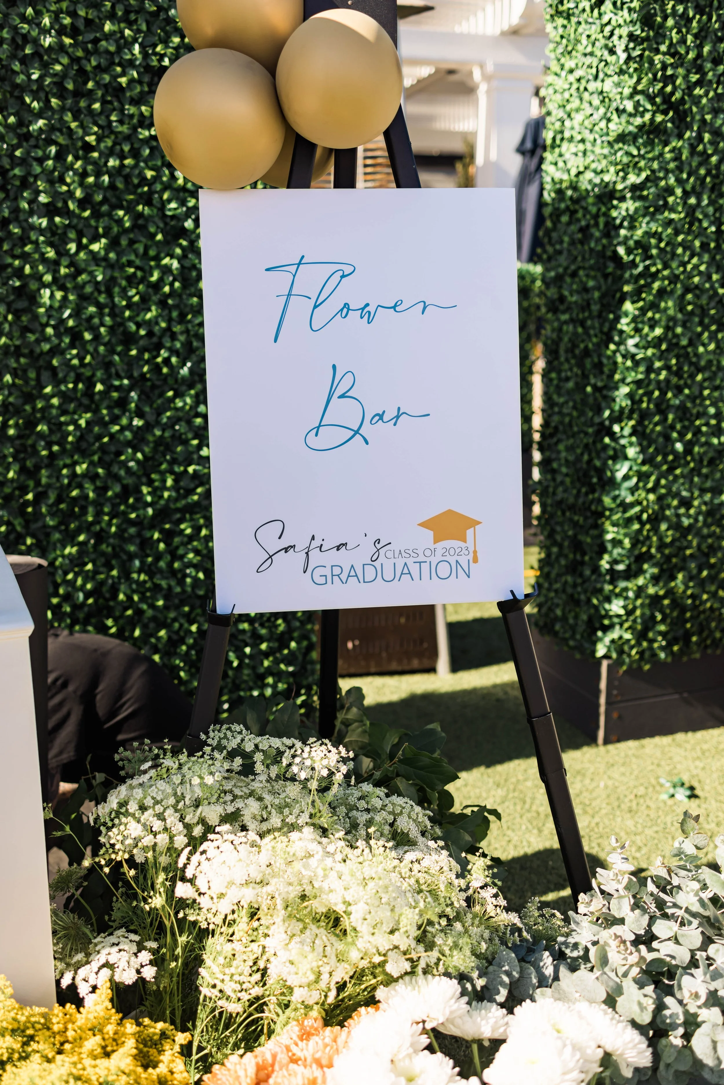SafiasGradCelebration-34.jpg