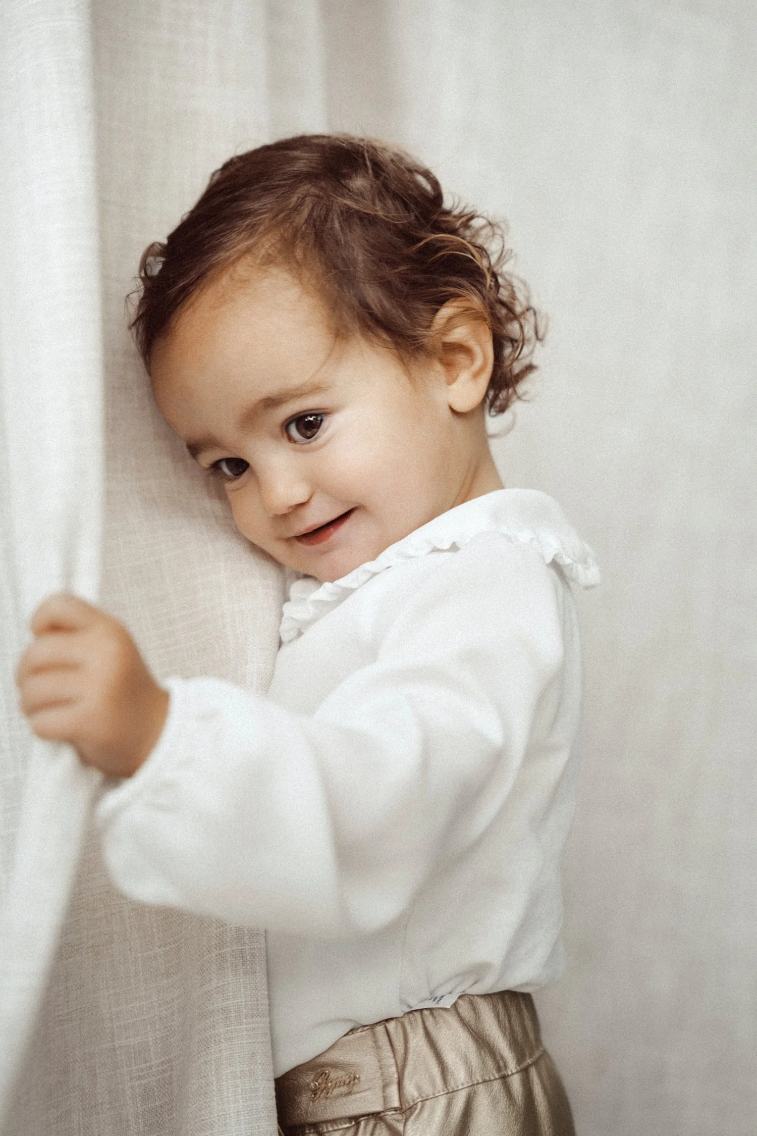 kindershoot  in daglichtstudio den bosch fine art portret
