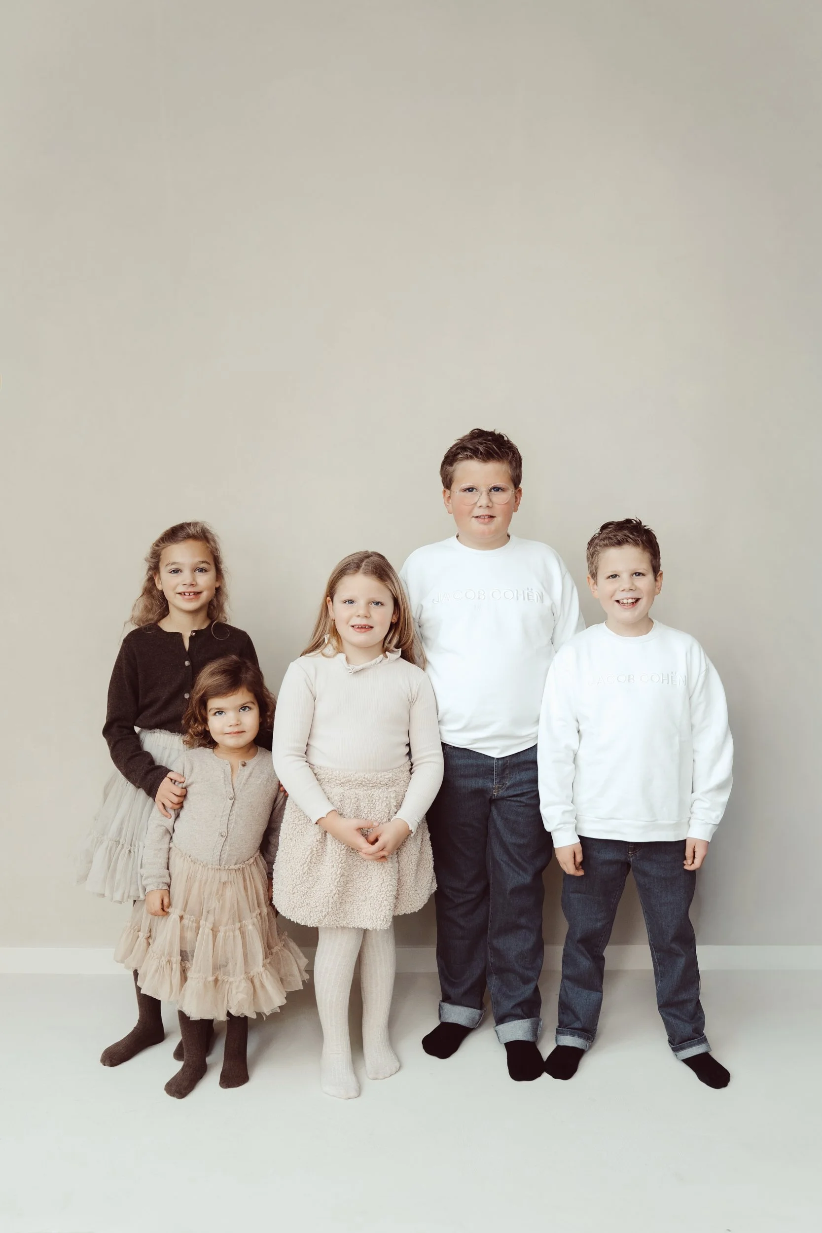kindershoot  in daglichtstudio den bosch fine art portret 5 kinderen