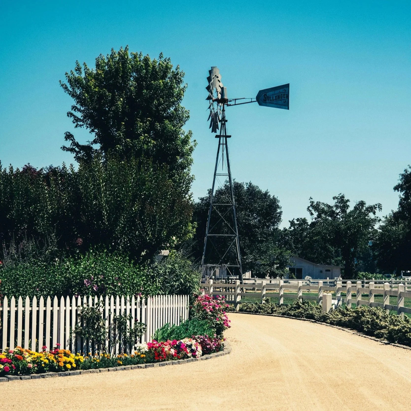 Architecture &amp; Unique Landmarks: Oakville, Napa Valley AVA