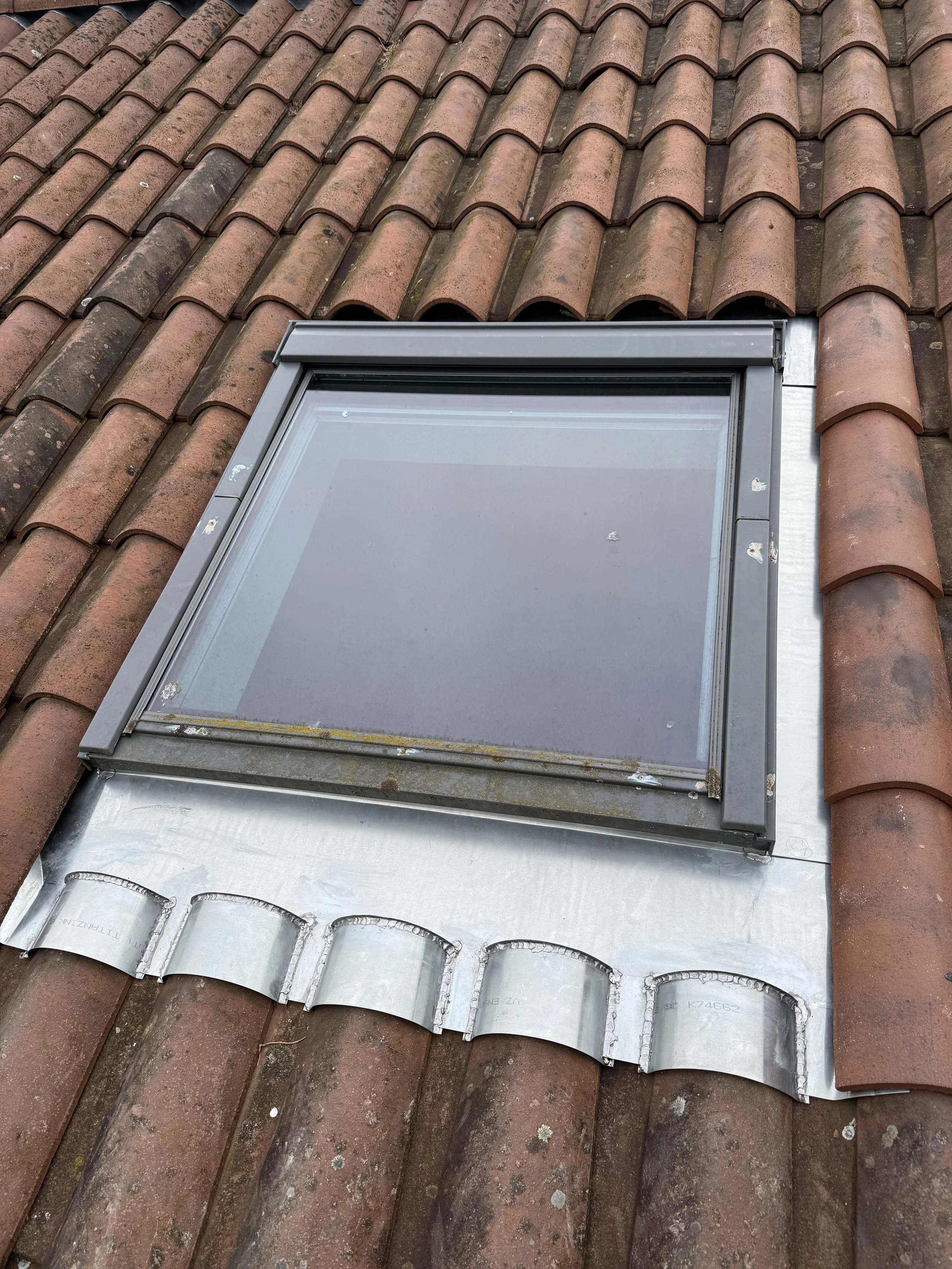Abergement en zinguerie et pose de Velux à Druillat (01) – Travaux toiture Ain
