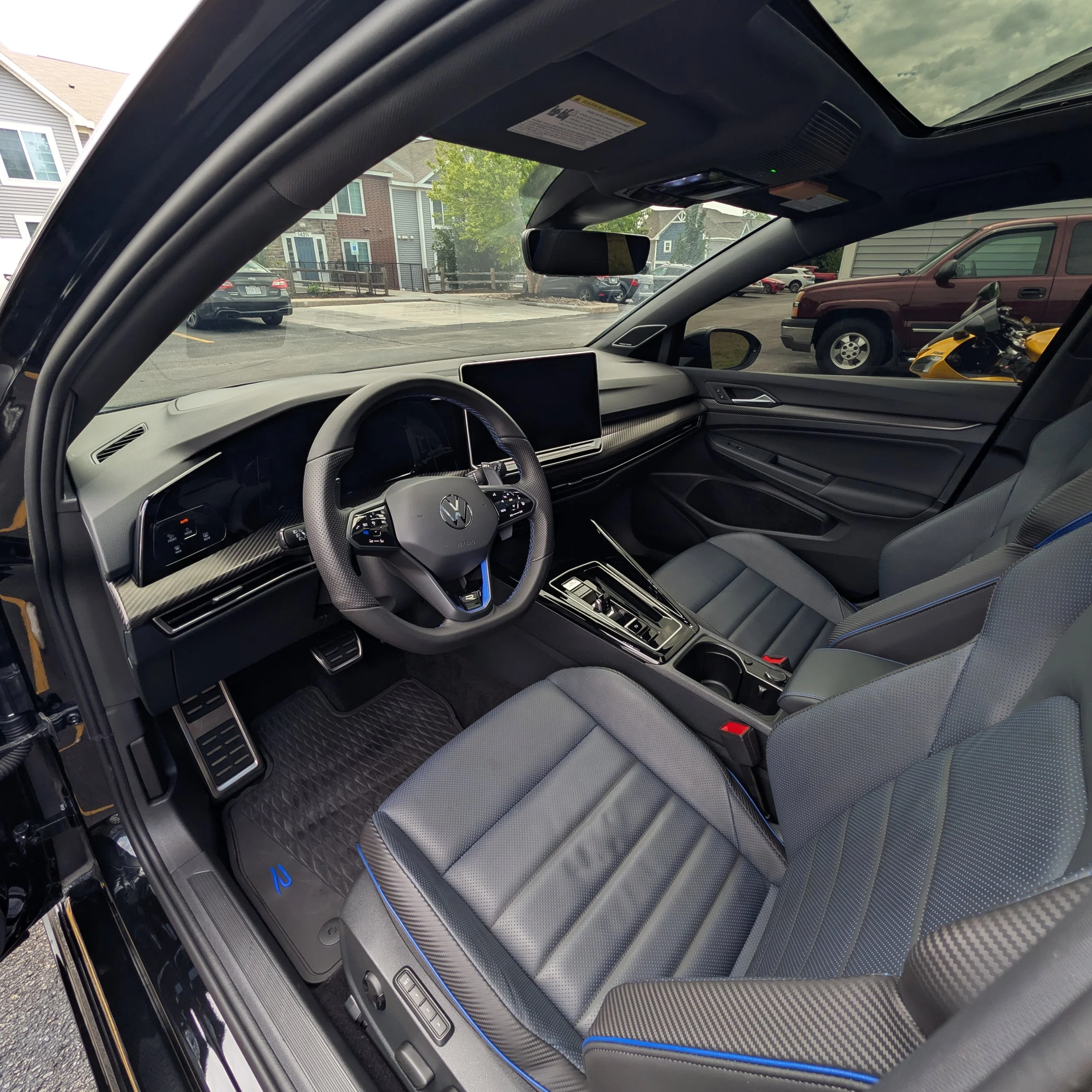 Volkswagon Golf R Detail.jpg