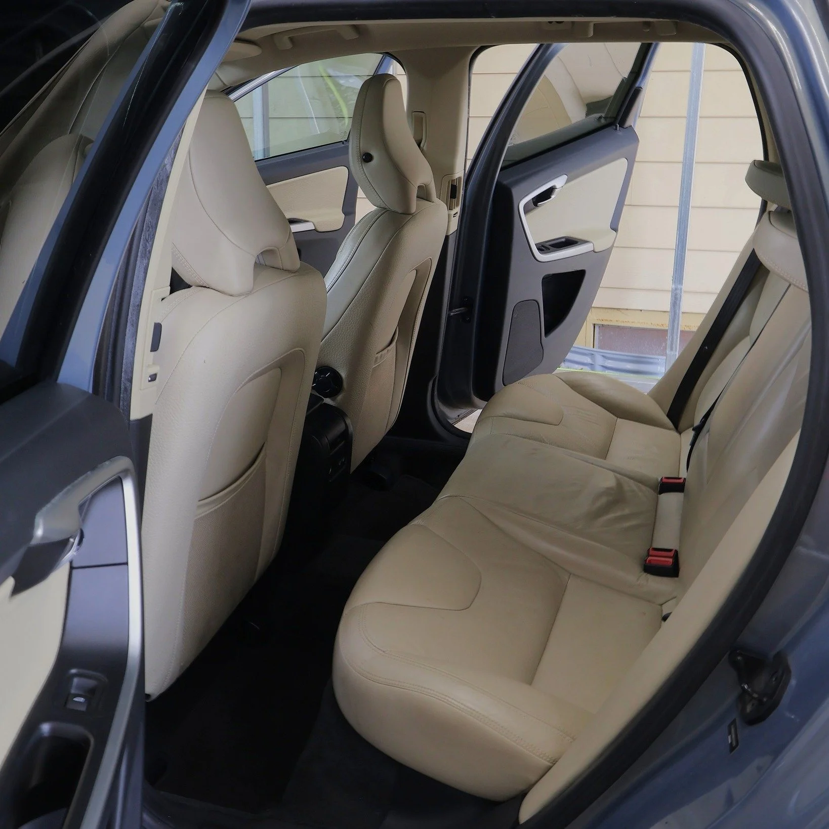 Deep interior restoration with stain treatment and extraction-full interior service in Omaha.
