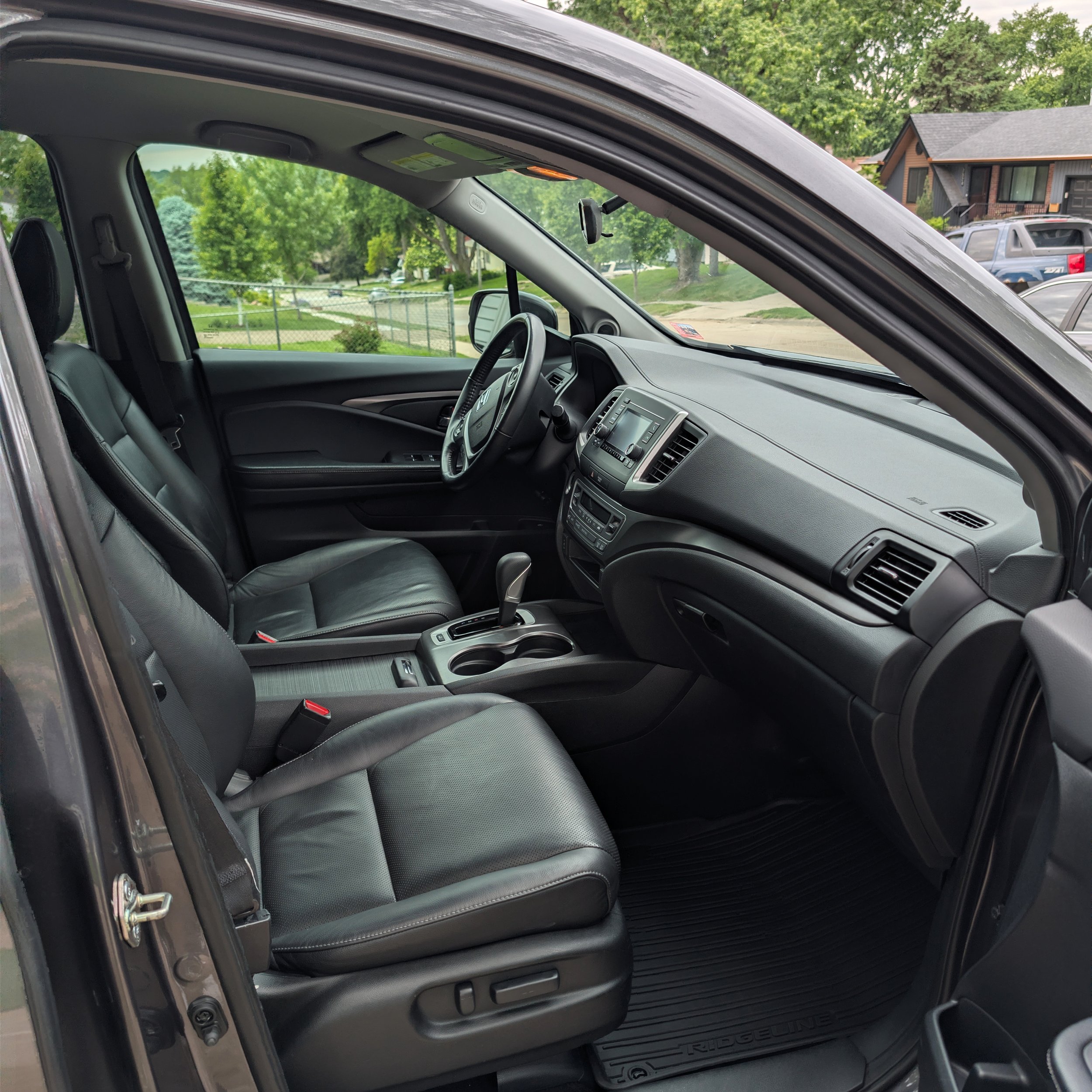 Honda Ridgeline Interior Detail.jpg