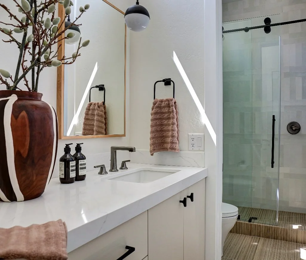 Guest bath serenity  #bathroomrenovation #remodel #scottsdaleinteriordesigner