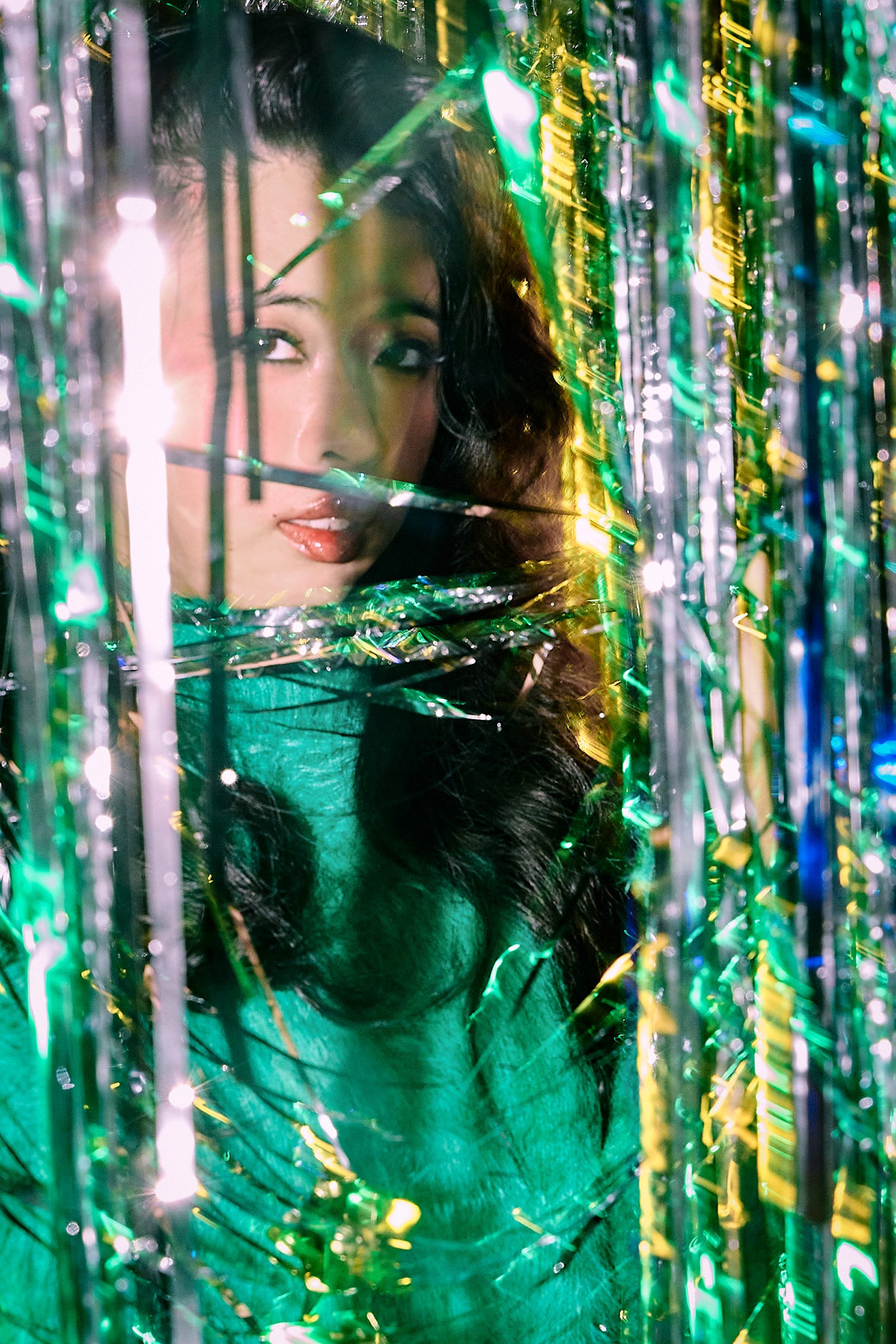 ASIAN-GIRL-DIRECT-FLASH-CLUB-RAVE-BRIGHT-LIGHTS-PARTY-GREEN-LIGHTS