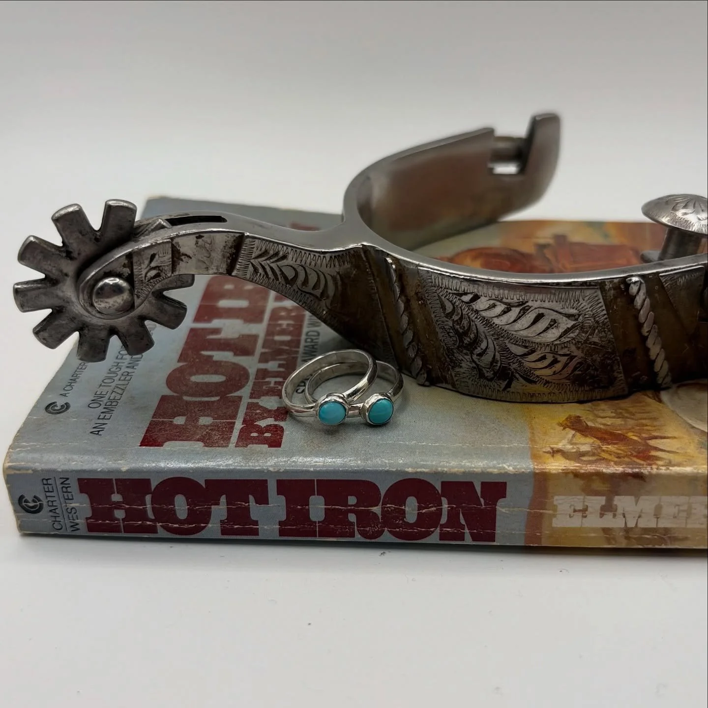 Dainty Turquoise Stacker ✨🤠
Size 5, 2 available
$30
The cutest duo in the Midwest, take one or take them both. Looking to add some turquoise? These should do the trick!
#sterlingsilverjewelery #silversmiths #metalsmith #turquoisering #forsale #da