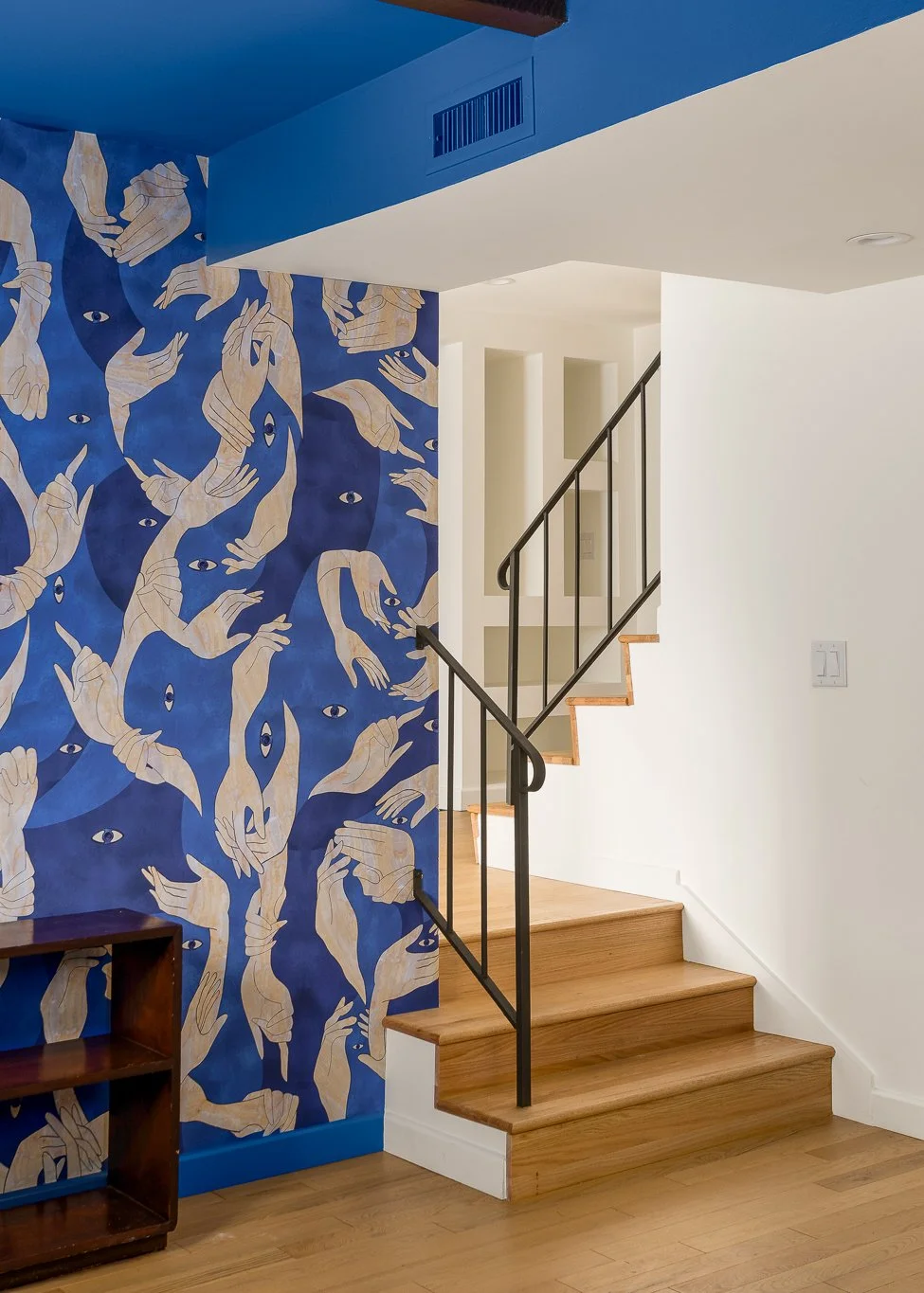 SunnyHeights-9 [desaturated].jpg