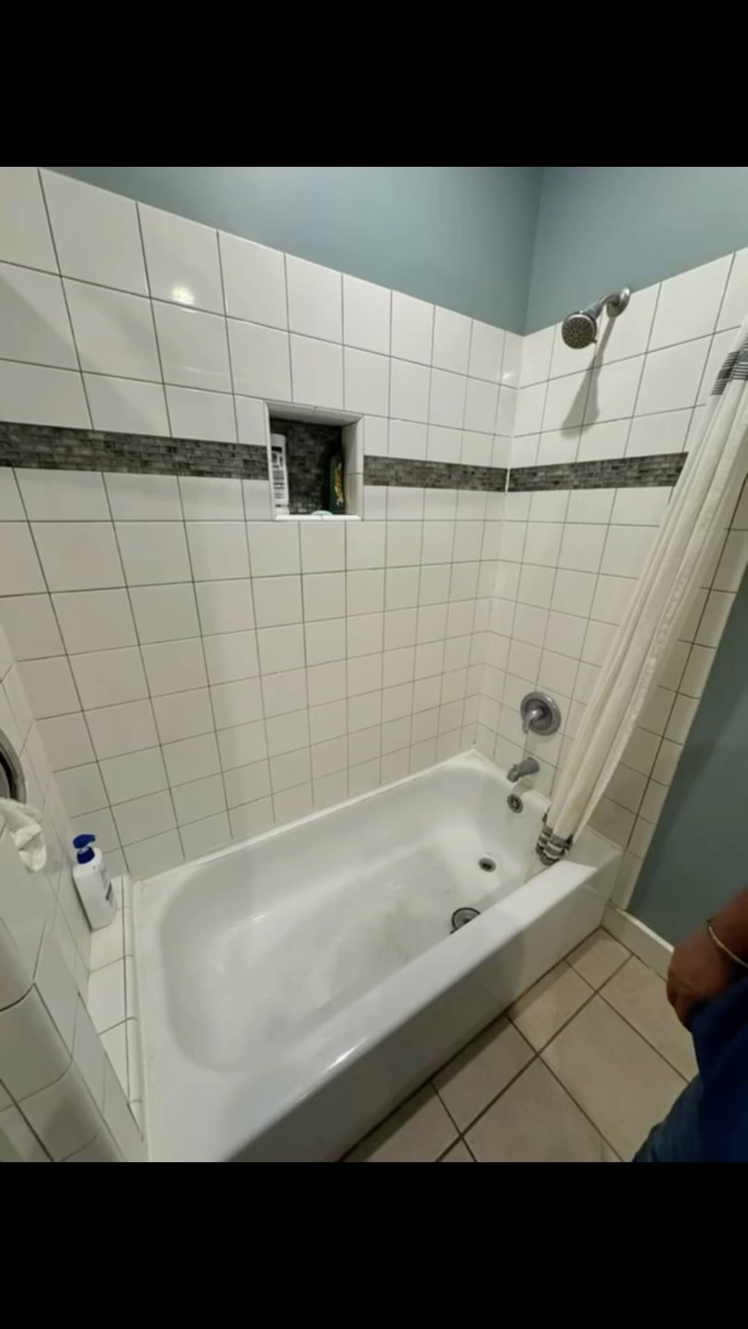 Bathtub & shower valve demo out in with the new 🛁 🆕 🫡#plumbing #doneright #quality #delta #remodeling #galveston #bathtub #new #trim #plumbingremodel
