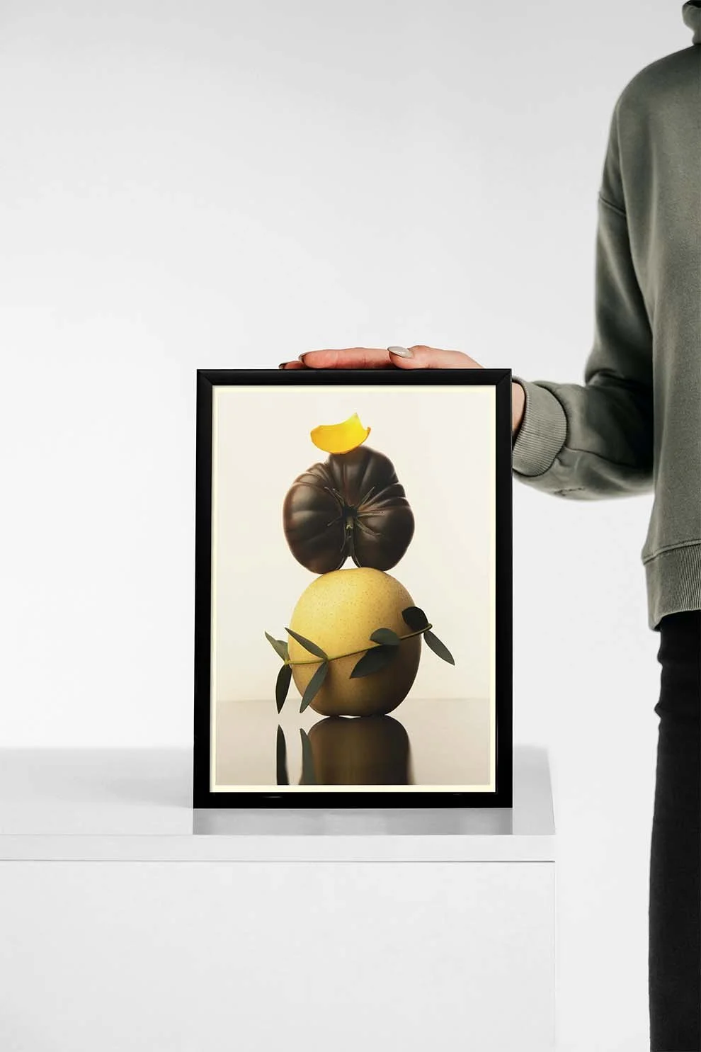 PearTomato_Mockup.jpg