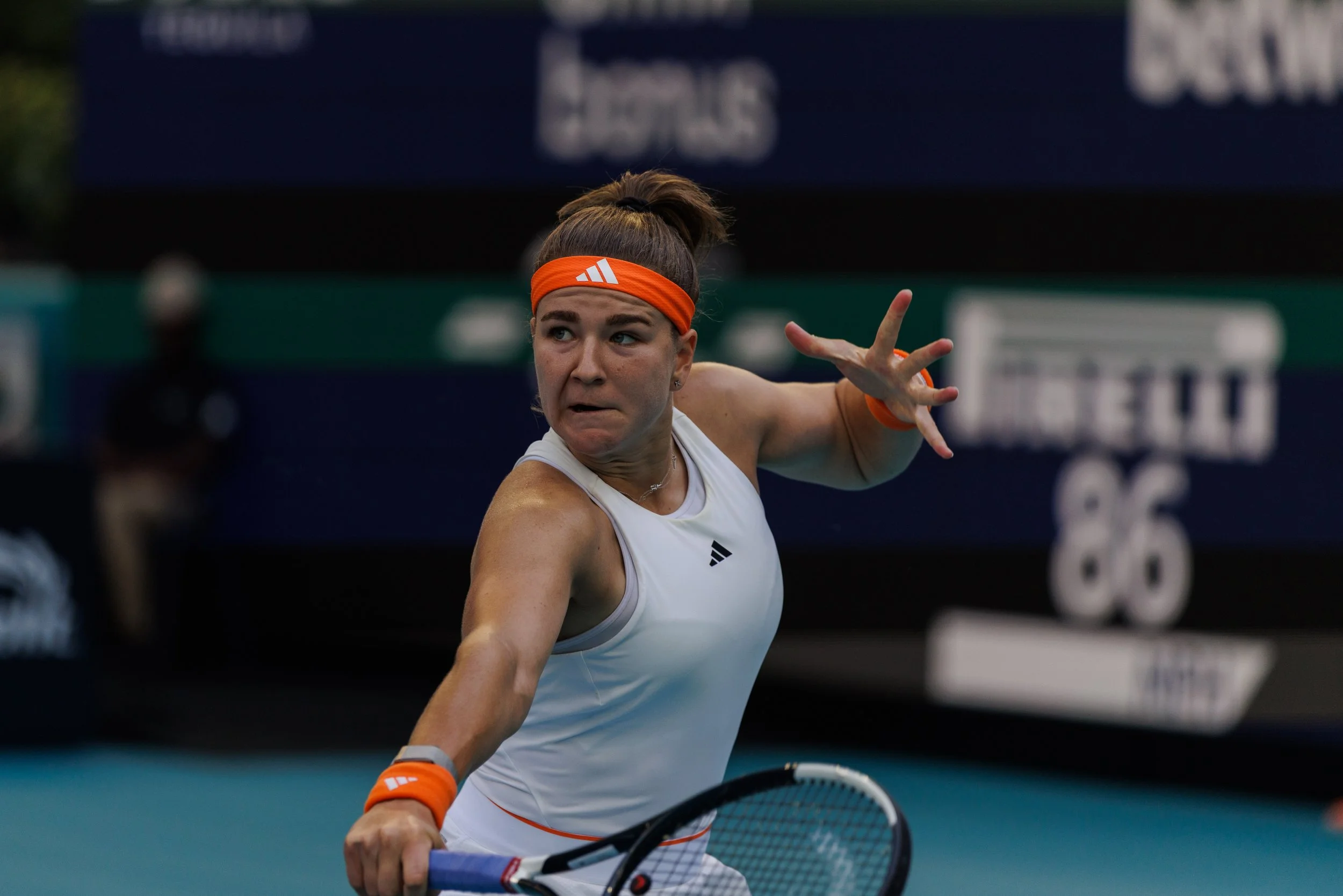 260324 Miami Open Karolína Muchová vs Victoria Mboko-30.jpg