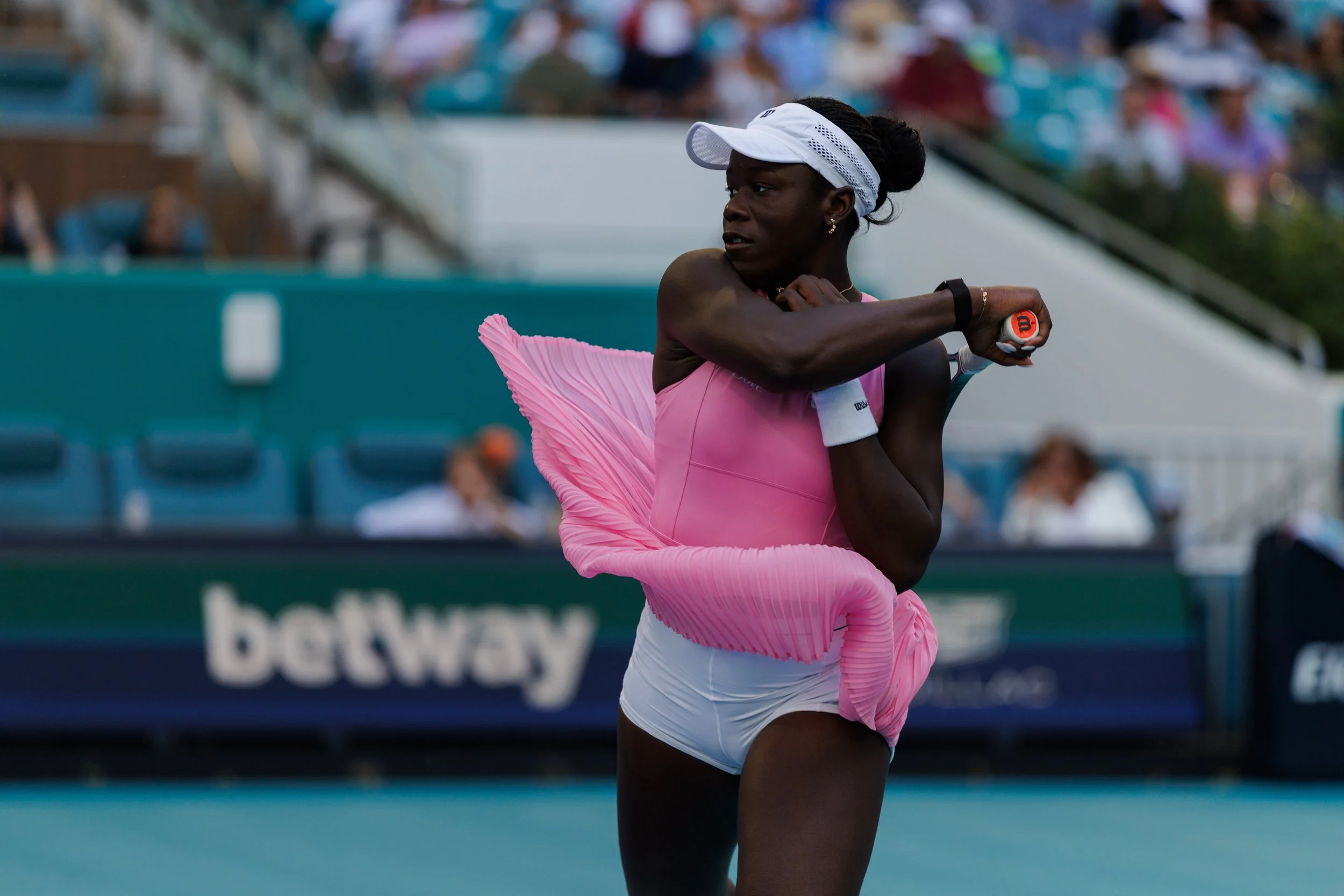 260324 Miami Open Karolína Muchová vs Victoria Mboko-18.jpg