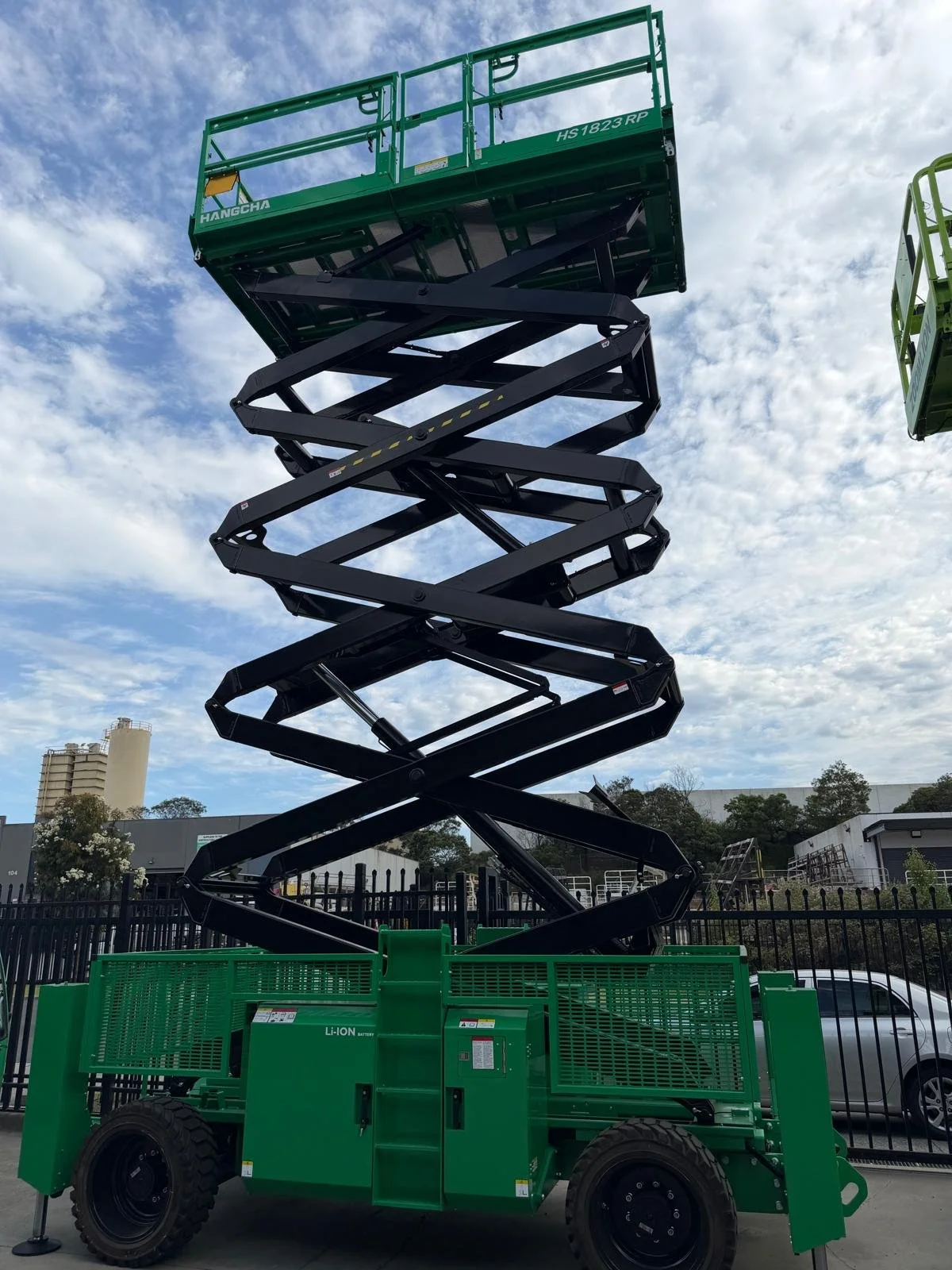 Importance of heavy machinery in construction