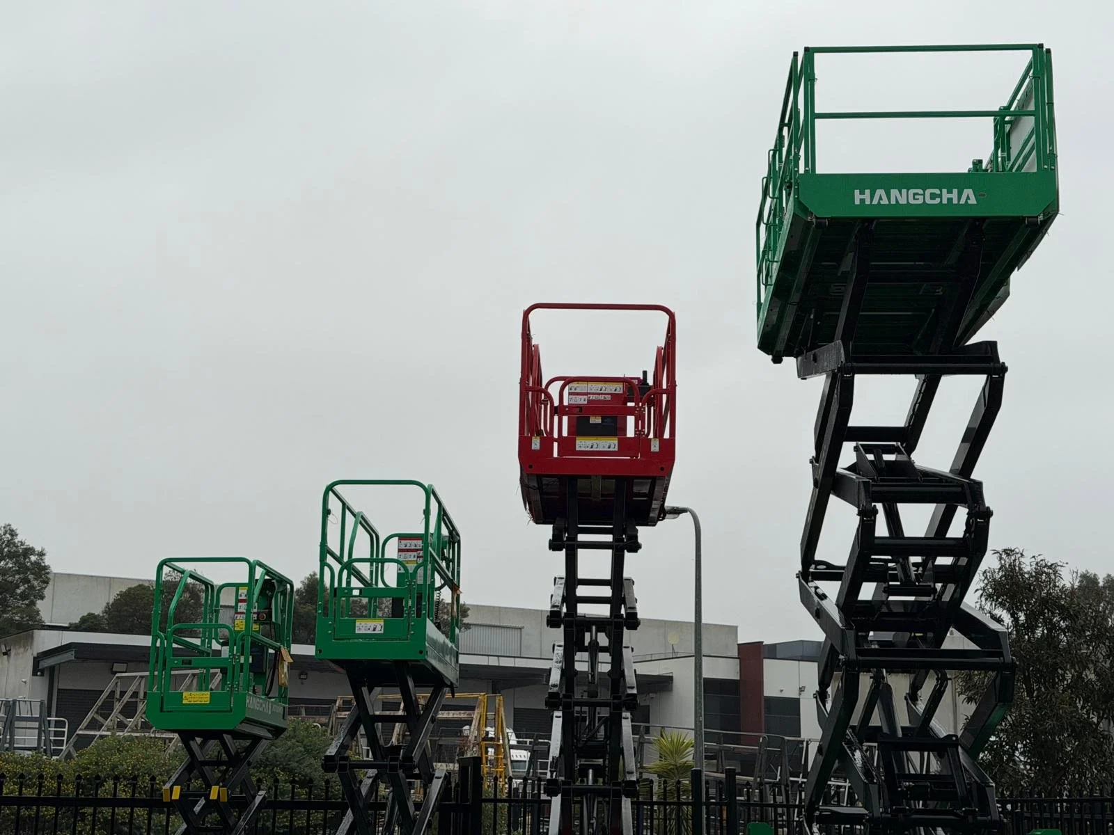 scissor lifts for your job site at feraquip