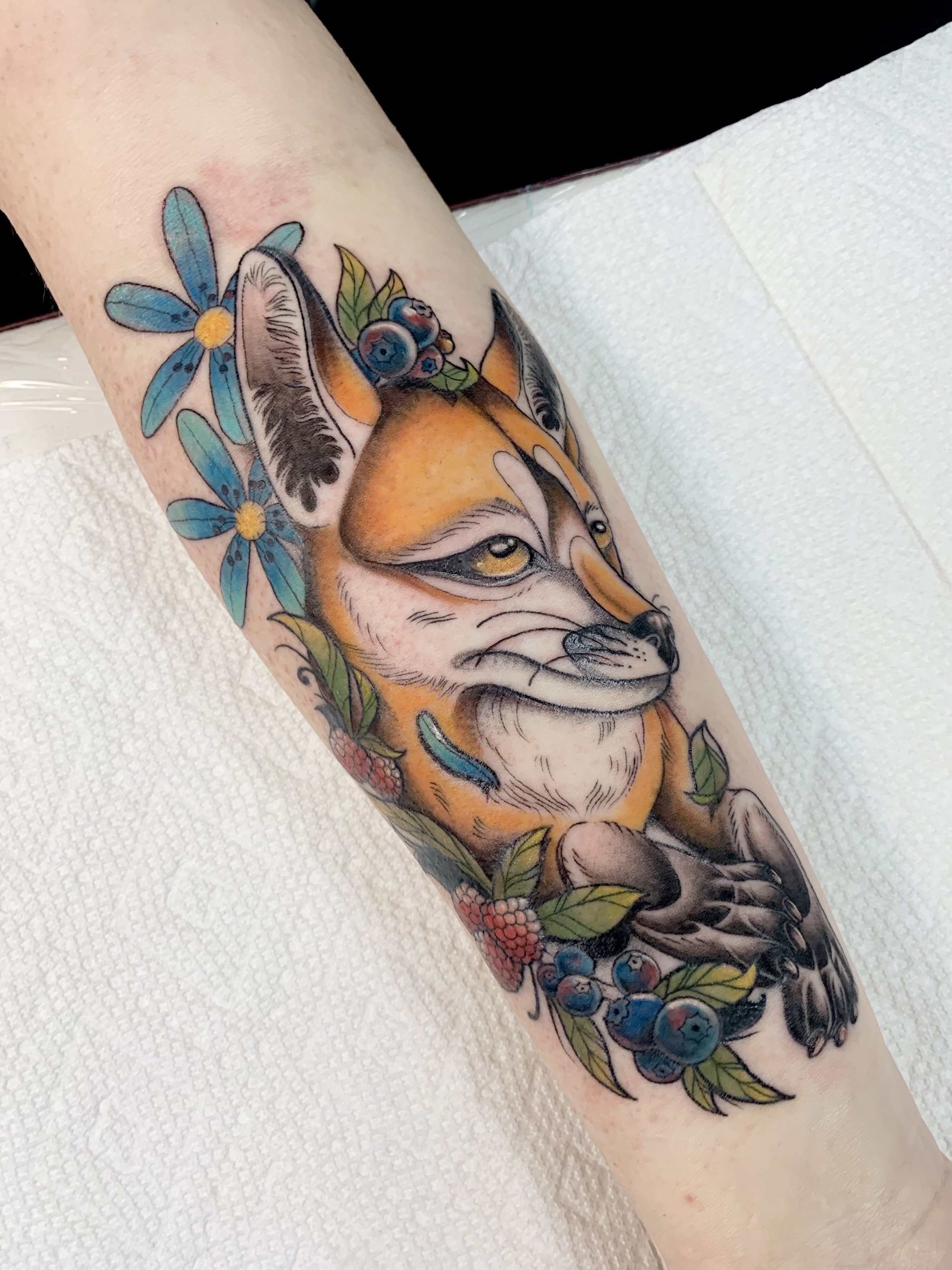 Neo Traditional fox tattoo full color