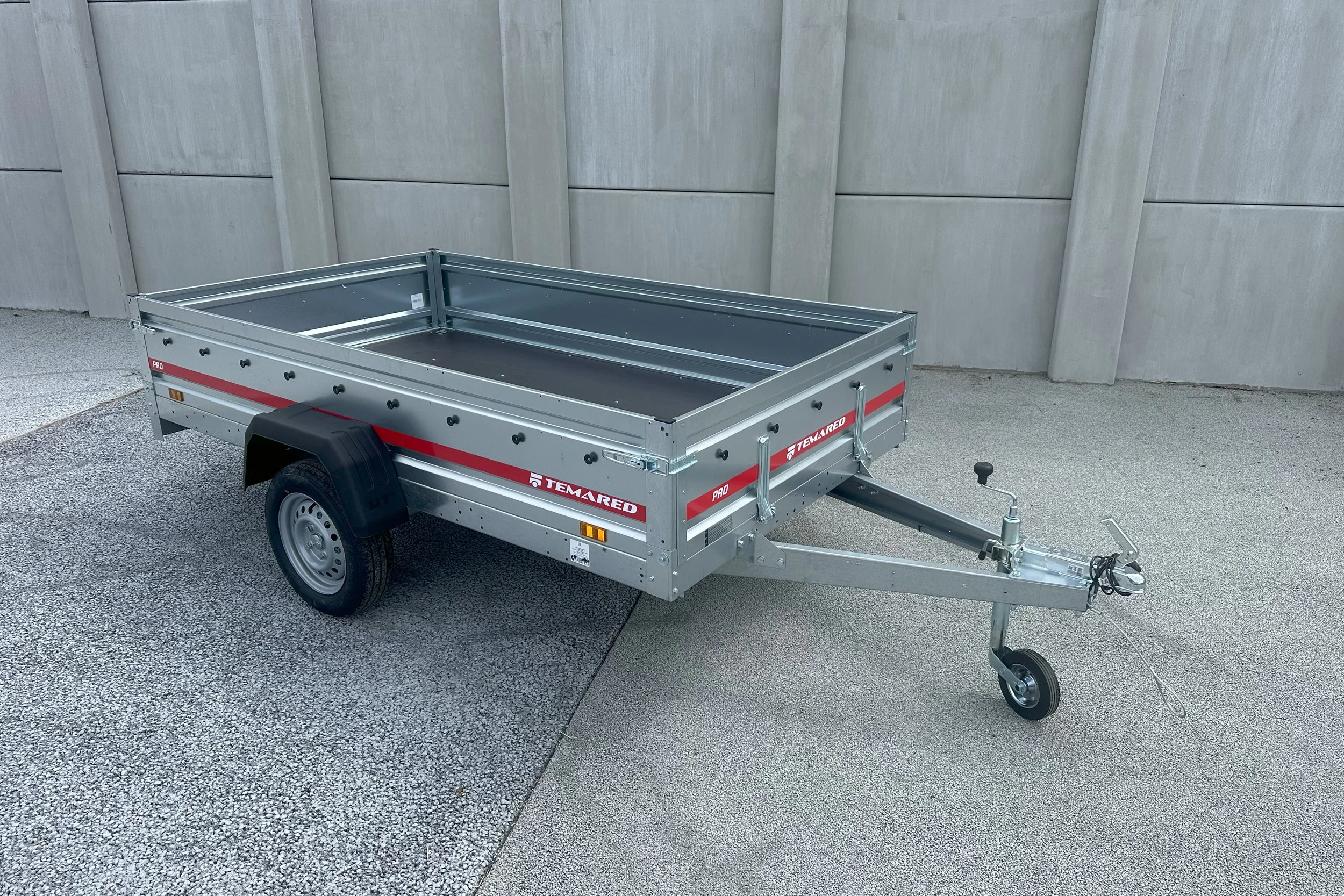 9x5BoxTrailer1.jpg