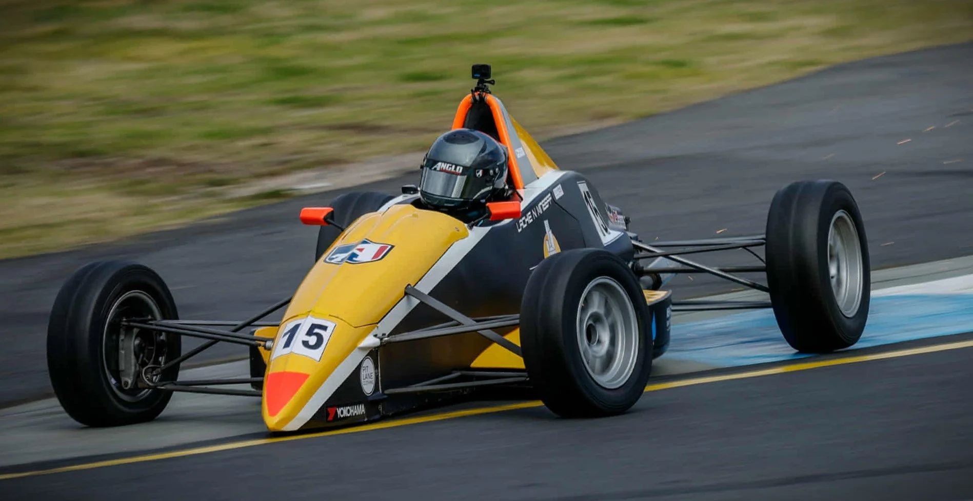 FFA - 2025 ROUND 4 - SANDOWN — FORMULA FORD