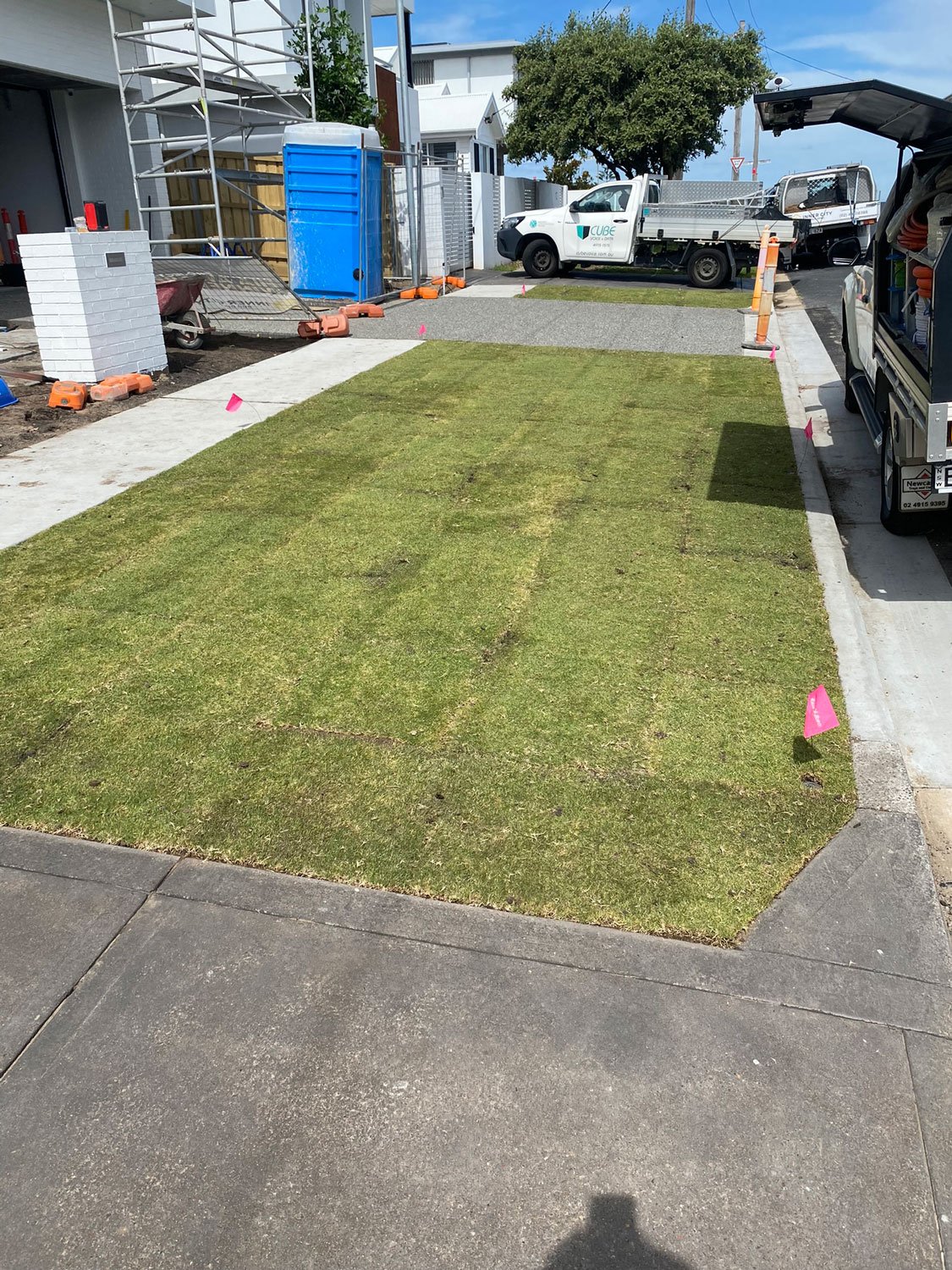 TG-Gardenscapes_Our-Projects_Berner-Street_Merewether_Front-Lawn.jpg