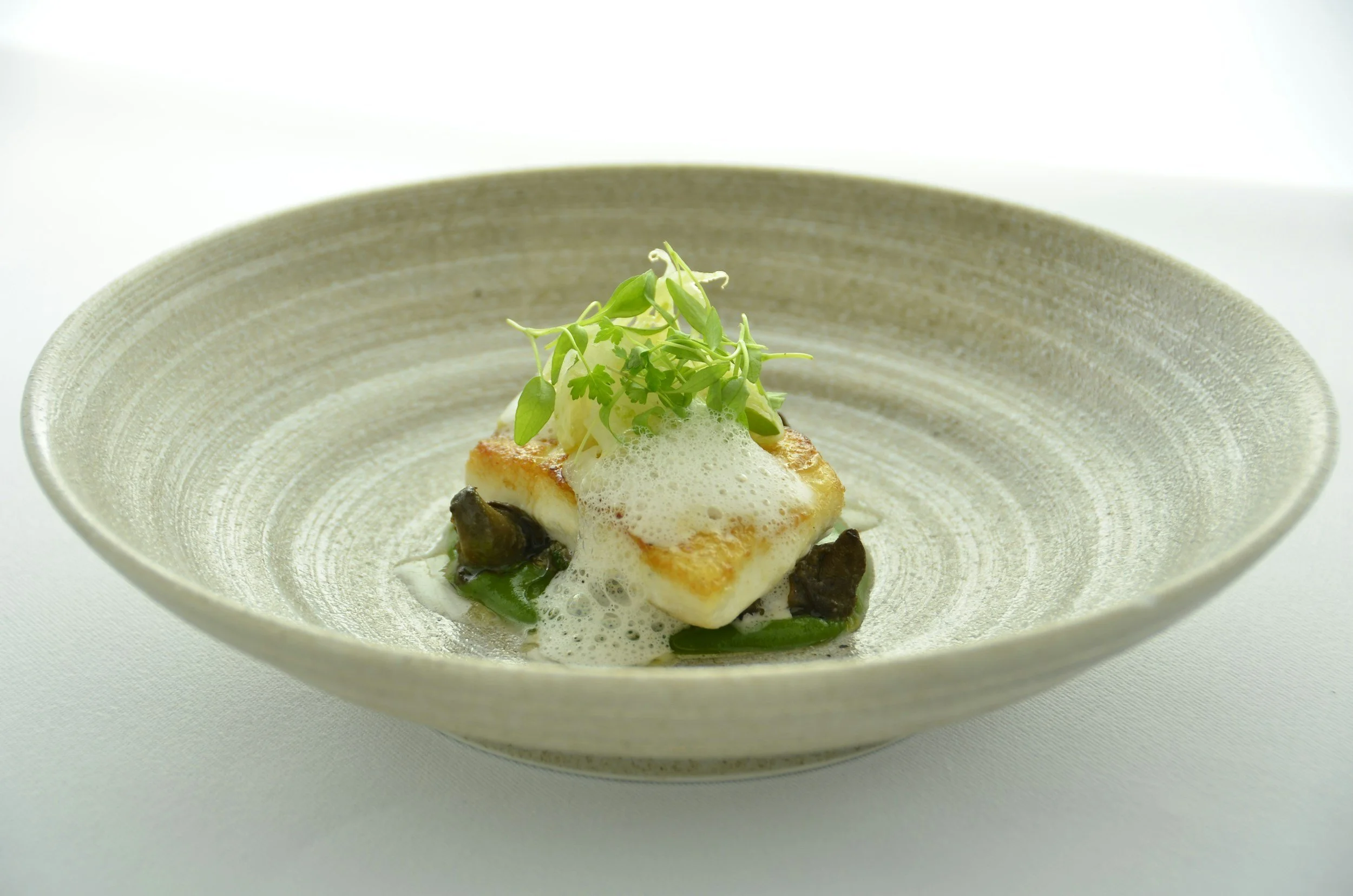 The essential experience of the ultimate luxury for food lovers and discrete entertainers, have a fine dining event at home with a private chef and enjoy life to the fullest