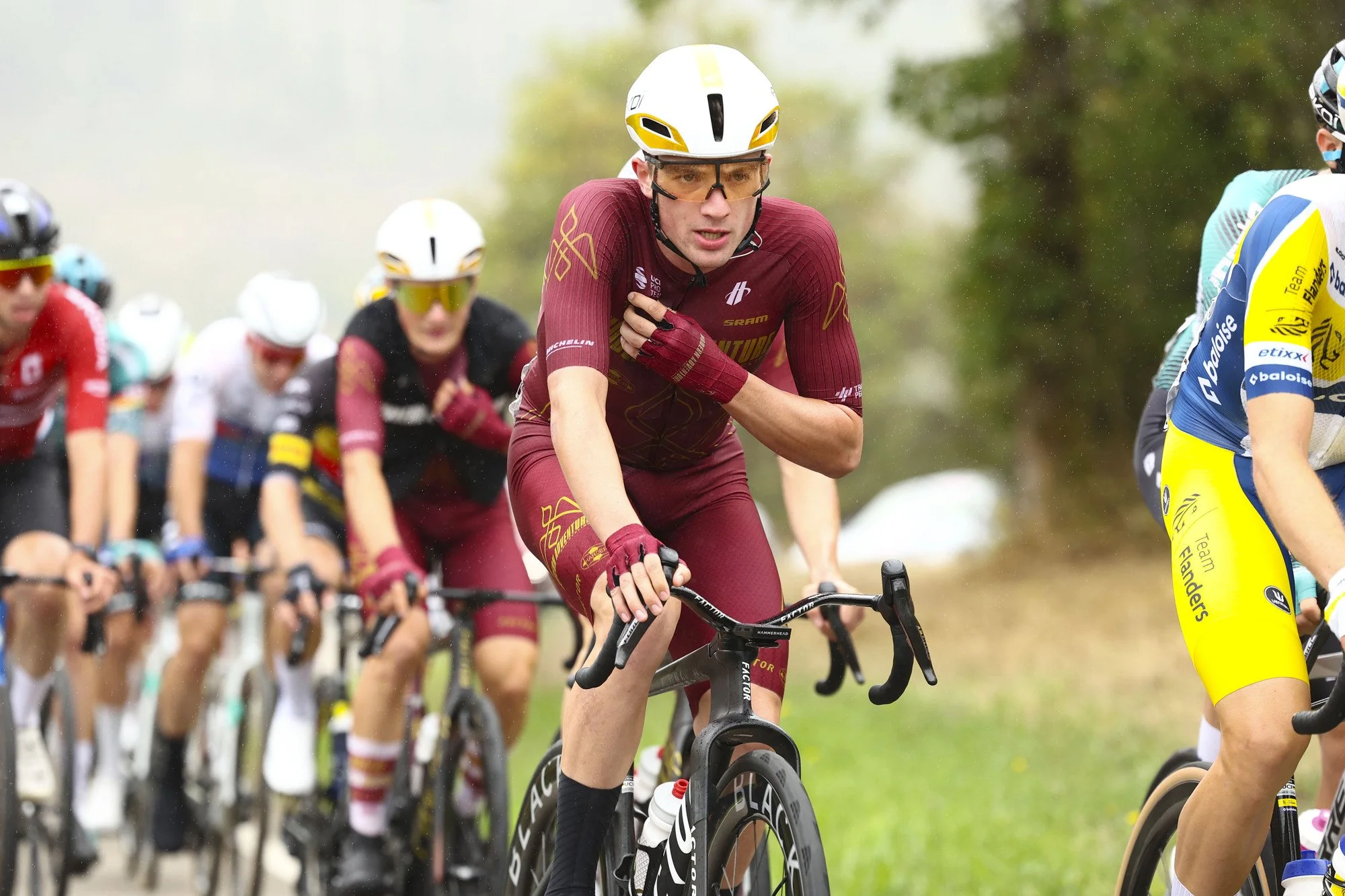 Leo Hayter Extends with Modern Adventure Pro Cycling