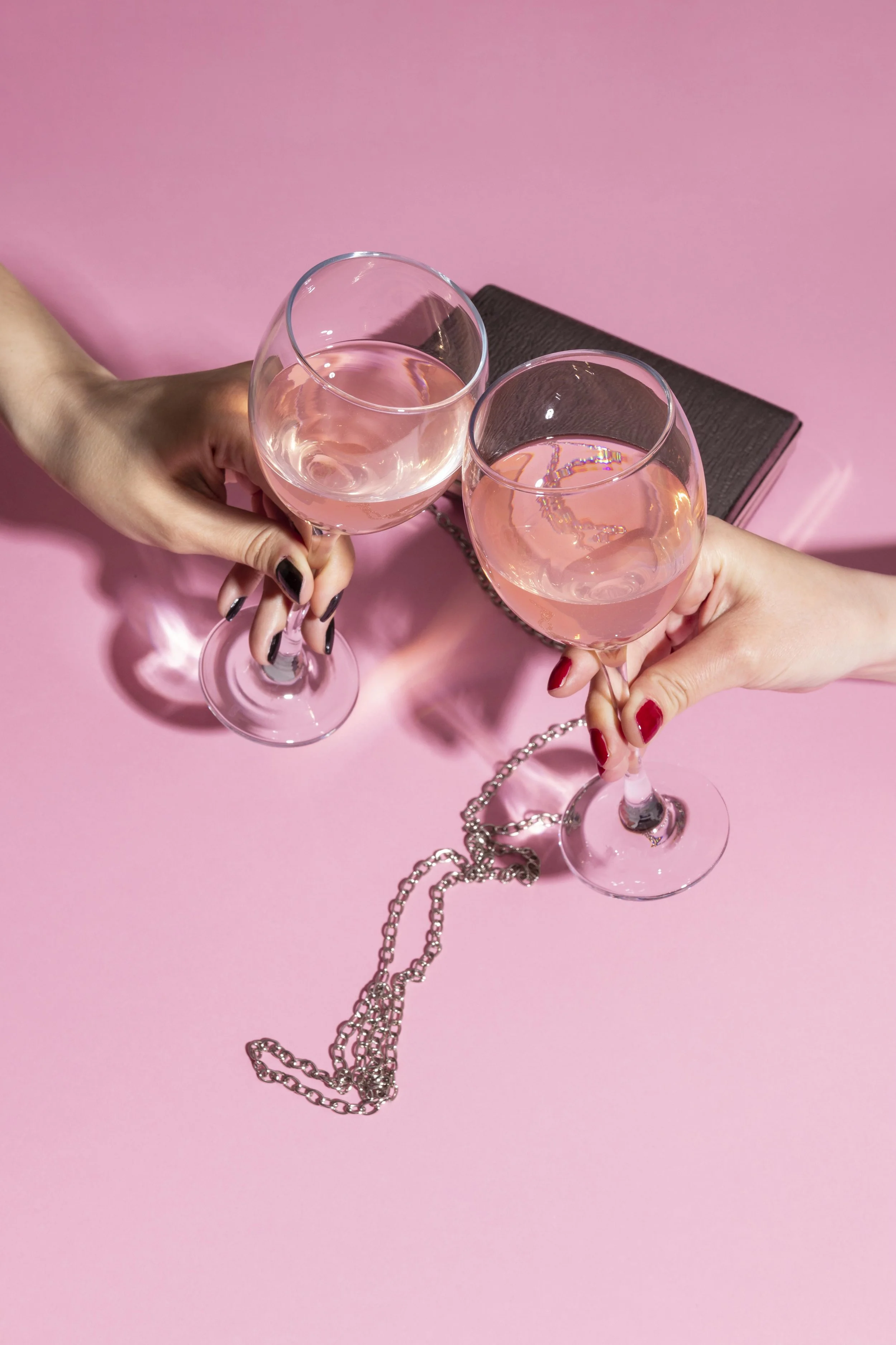bachelorette party ideas, hen's night ideas, dubai bachelorette party bachelorette wine tasting