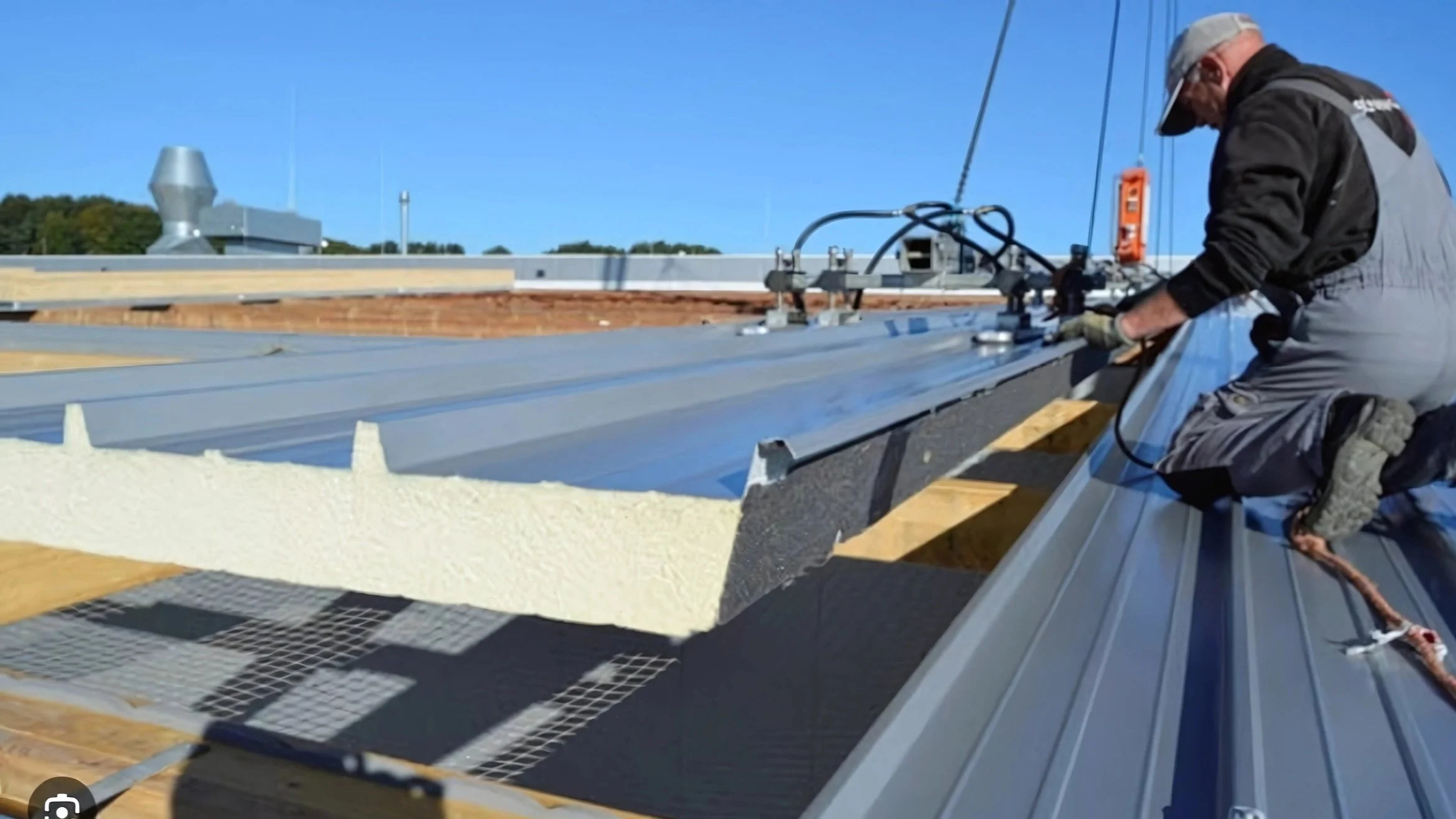 PU Insulated Roof Panels & Cold Storage Solutions | Atlas Manufacturing ...