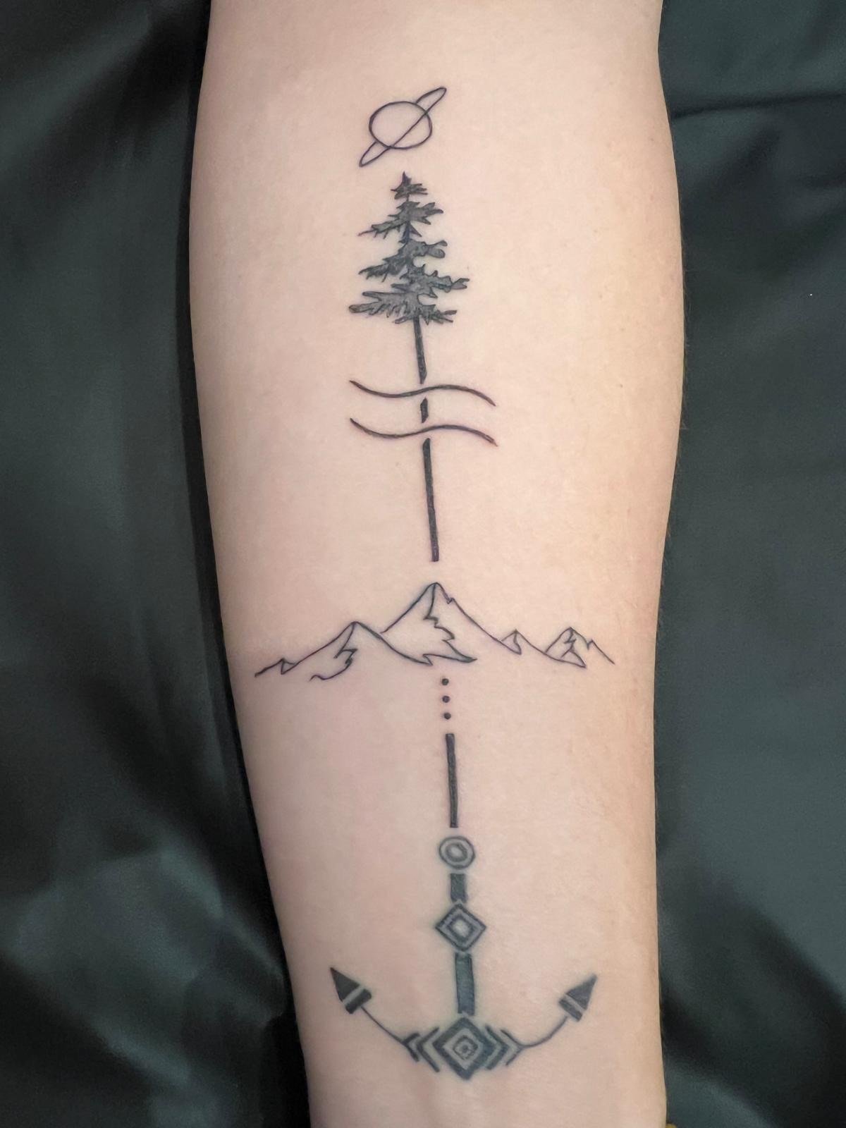 Fine Line Tattoo
