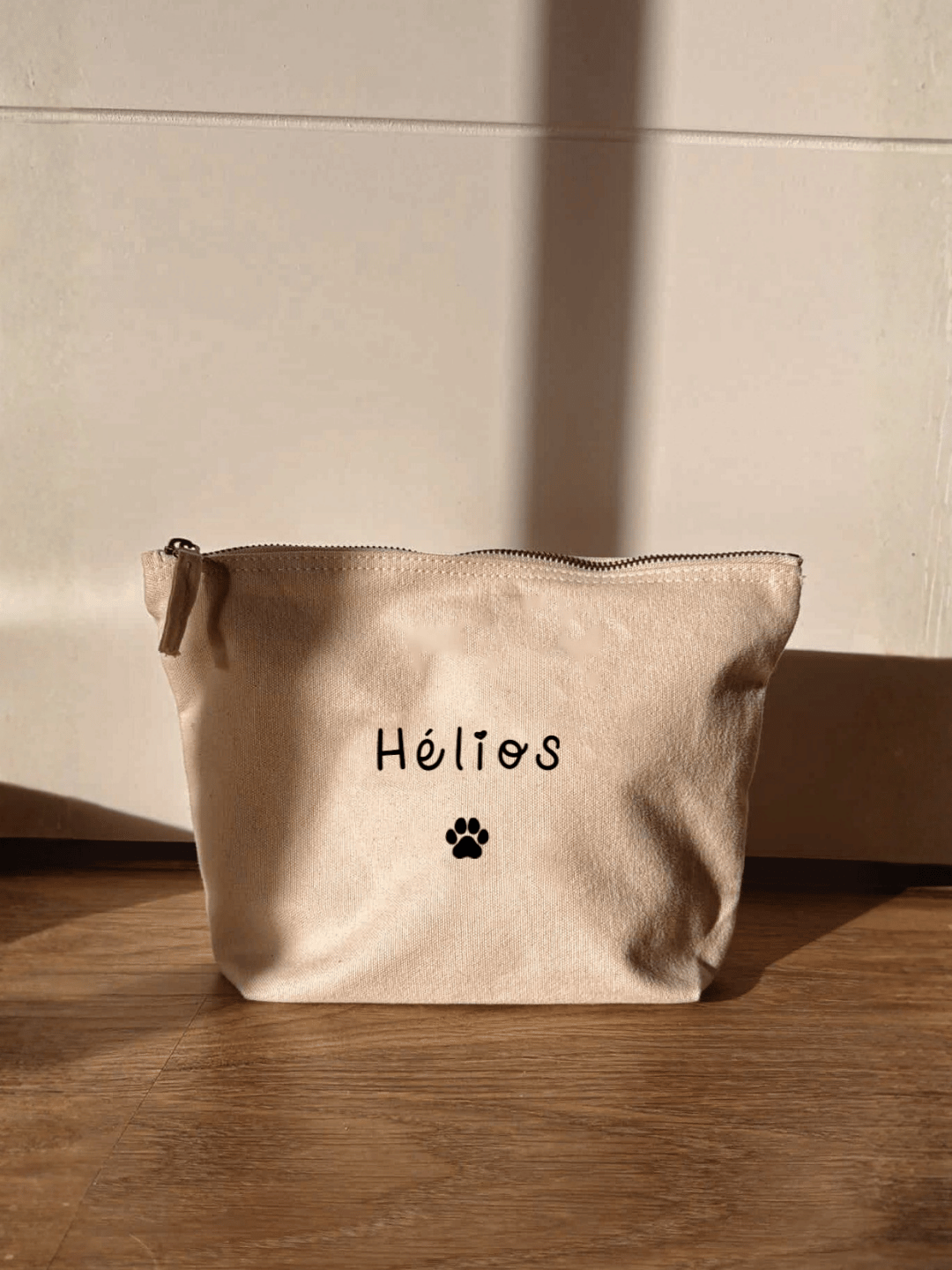 Trousse personnalisée (𝘱𝘳𝘦́𝘯𝘰𝘮 & 𝘪𝘤𝘰̂𝘯𝘦) ⋮ Petit cœur