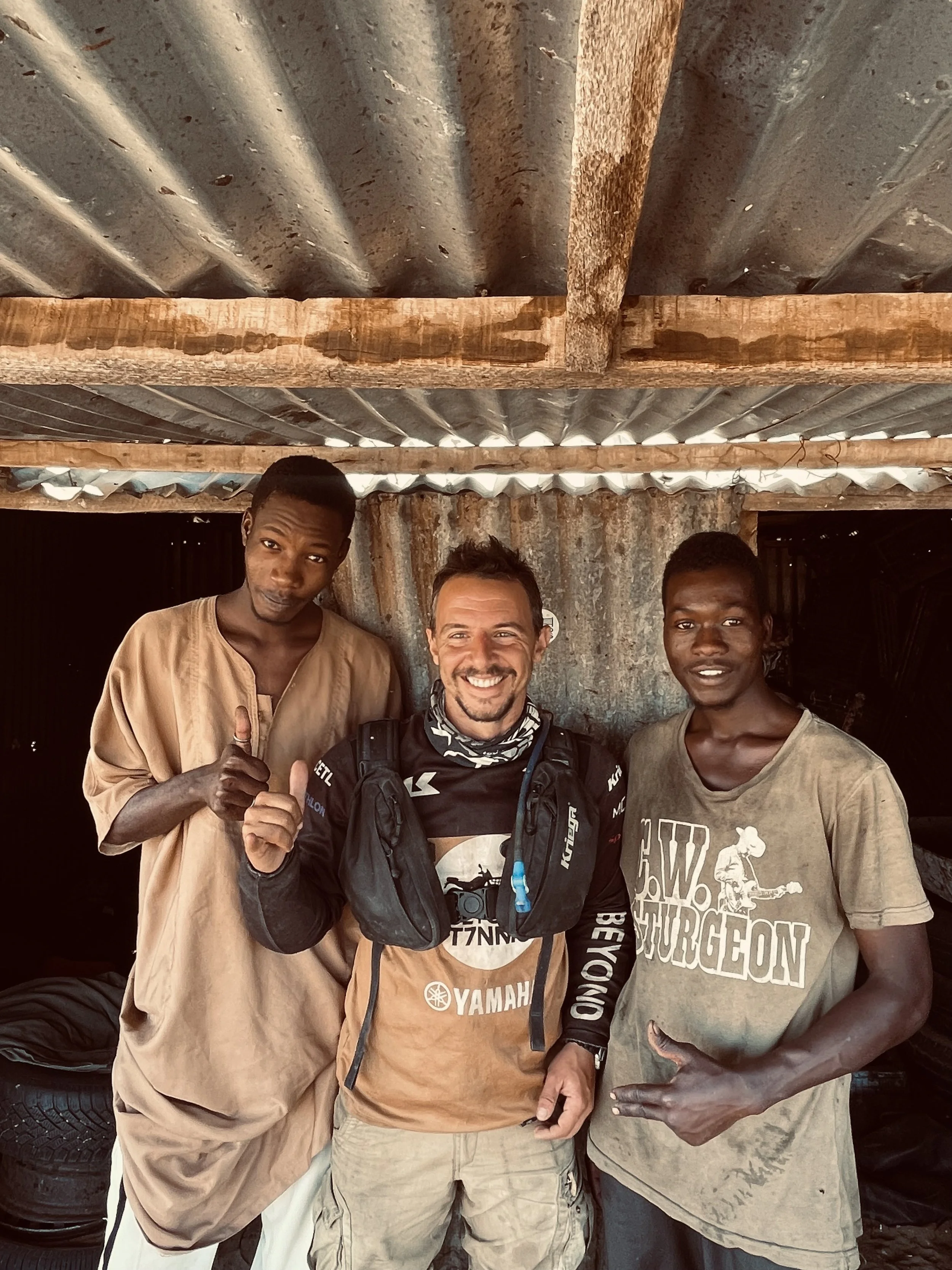João Beltrão founder of Beyond T7nnis with local guys from Mauritania
