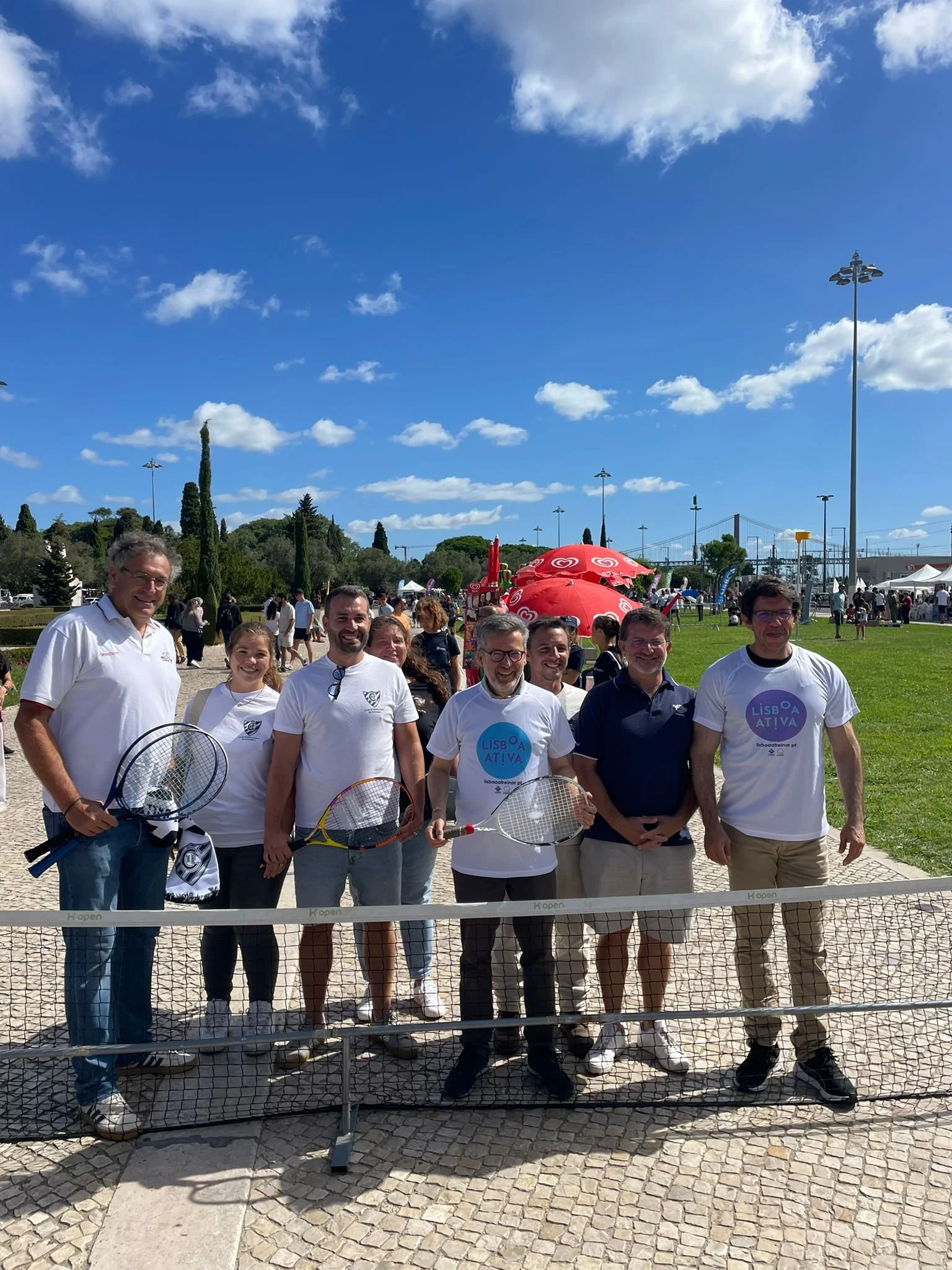 João Beltrão founder of Beyond T7nnis with Carlos Moedas, Lisbon Mayor, and Fernando Maggiolo, president of CIF tennis club in Belém