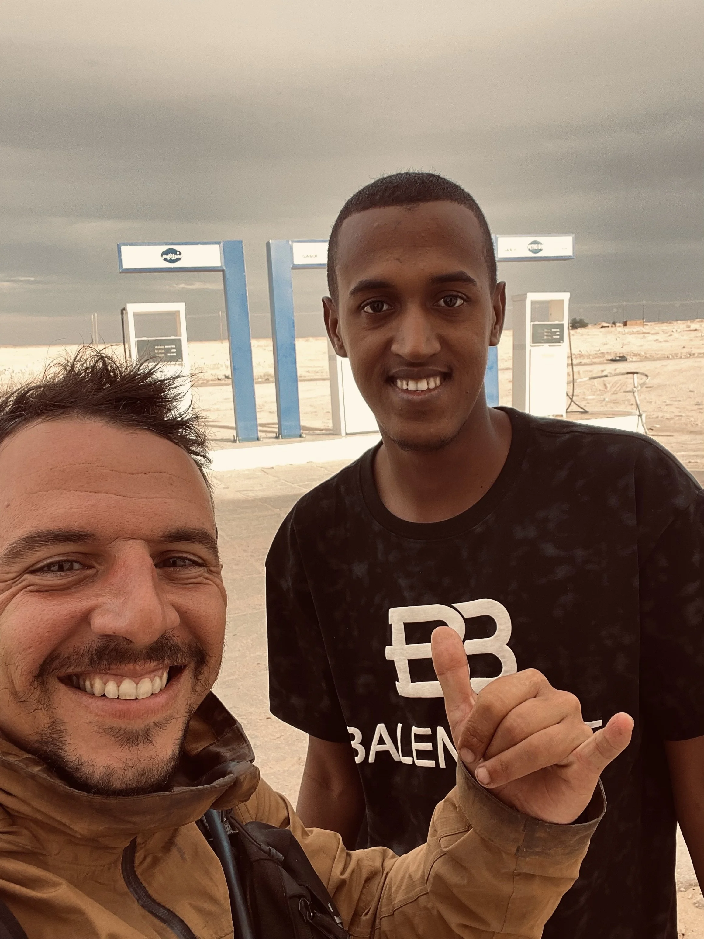 João Beltrão founder of Beyond T7nnis with a friend in Mauritania