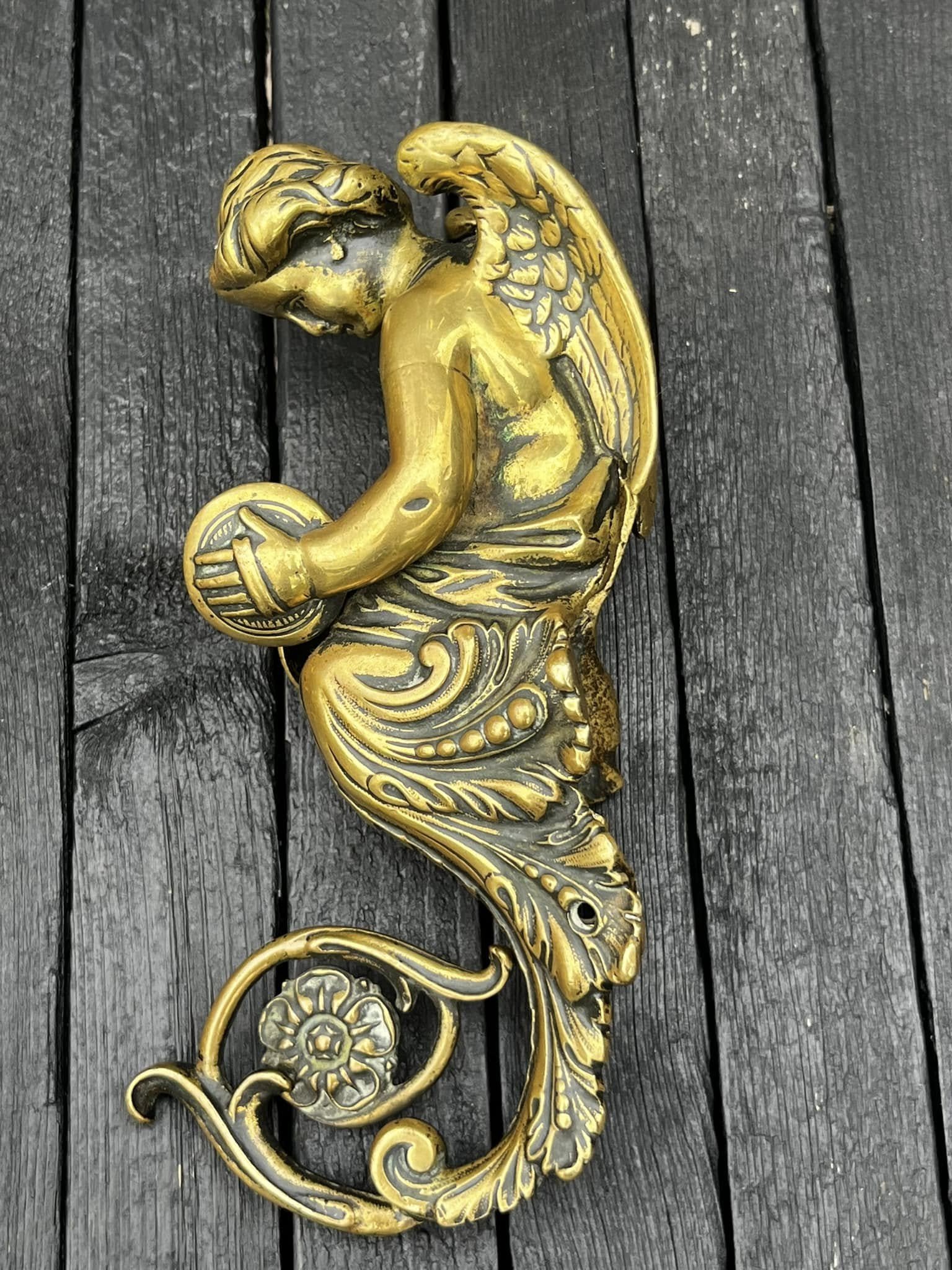 King Arthur Antique Roundtable Brass Church Cherub