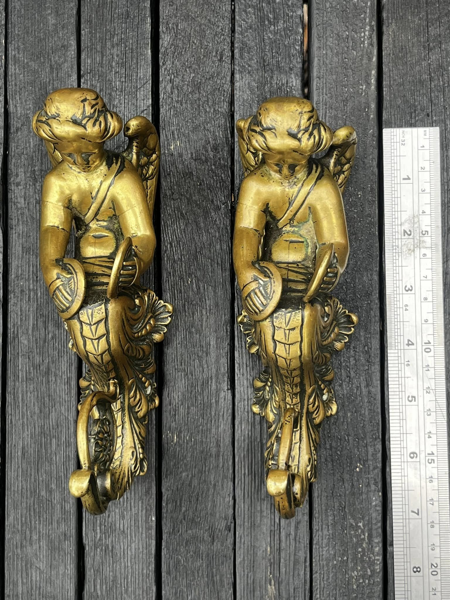 King Arthur Antique Roundtable Brass Church Cherub